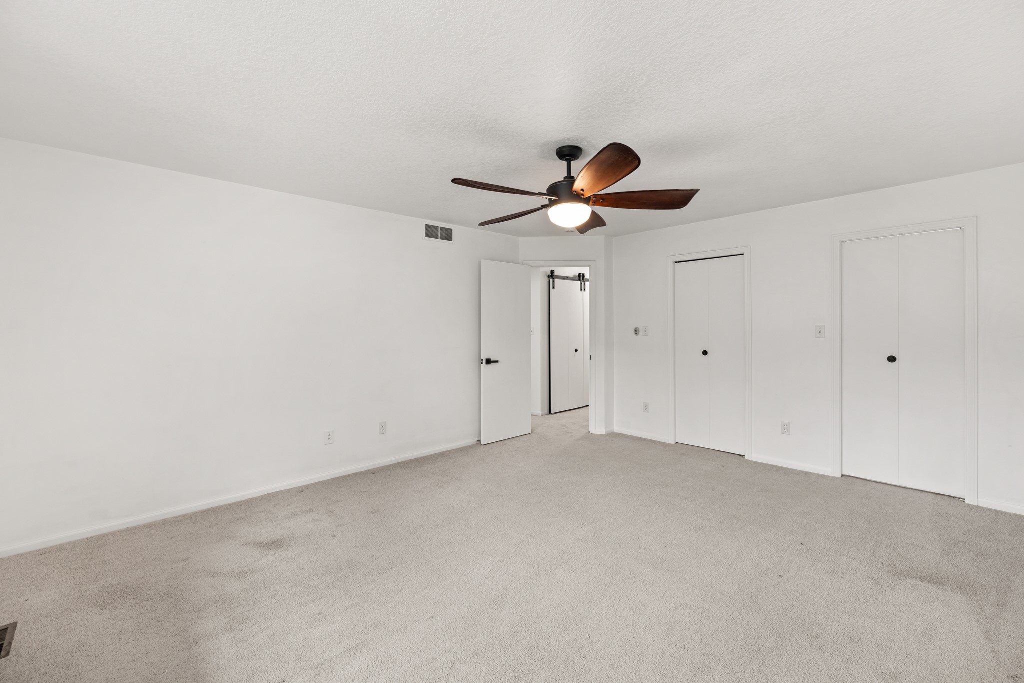 2247 Grand Avenue 7 Property Photo 13