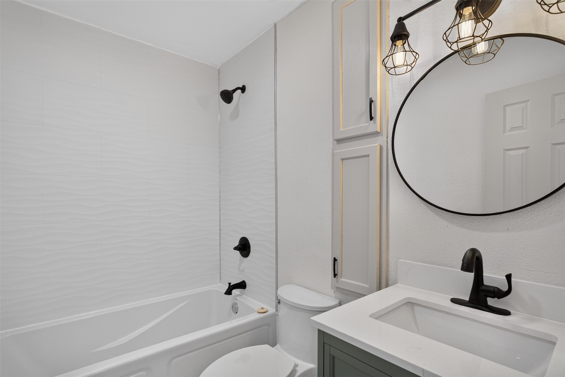 4656 Hyperion Drive Property Photo 10
