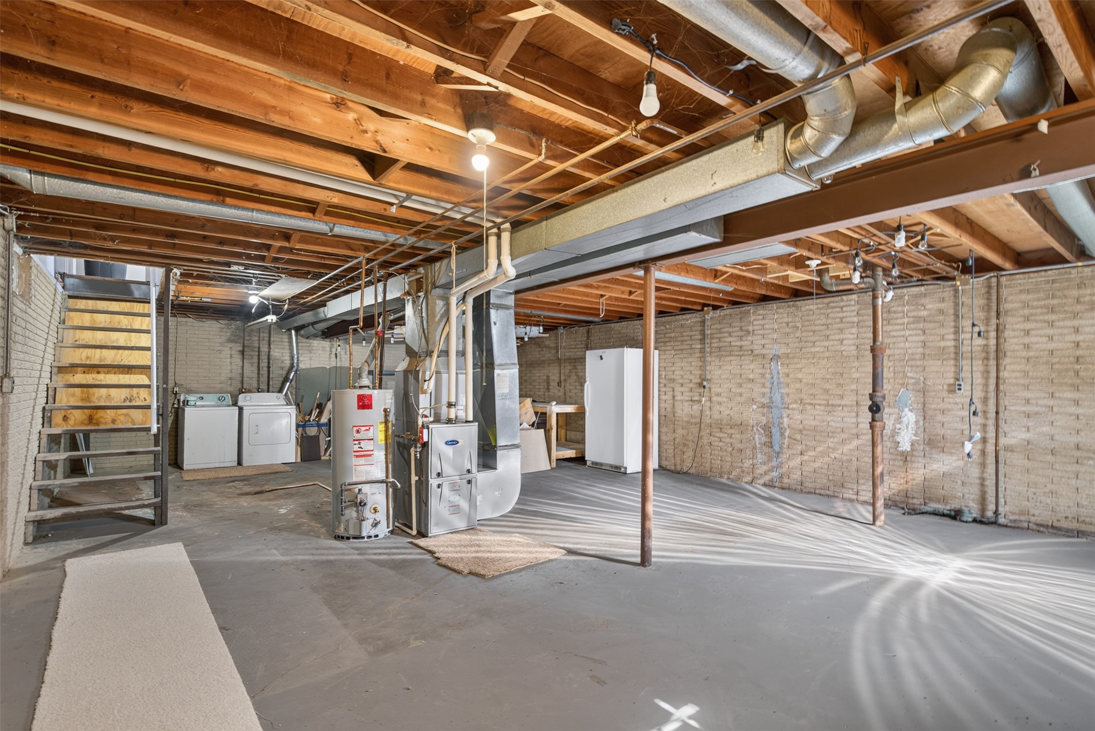 4656 Hyperion Drive Property Photo 13