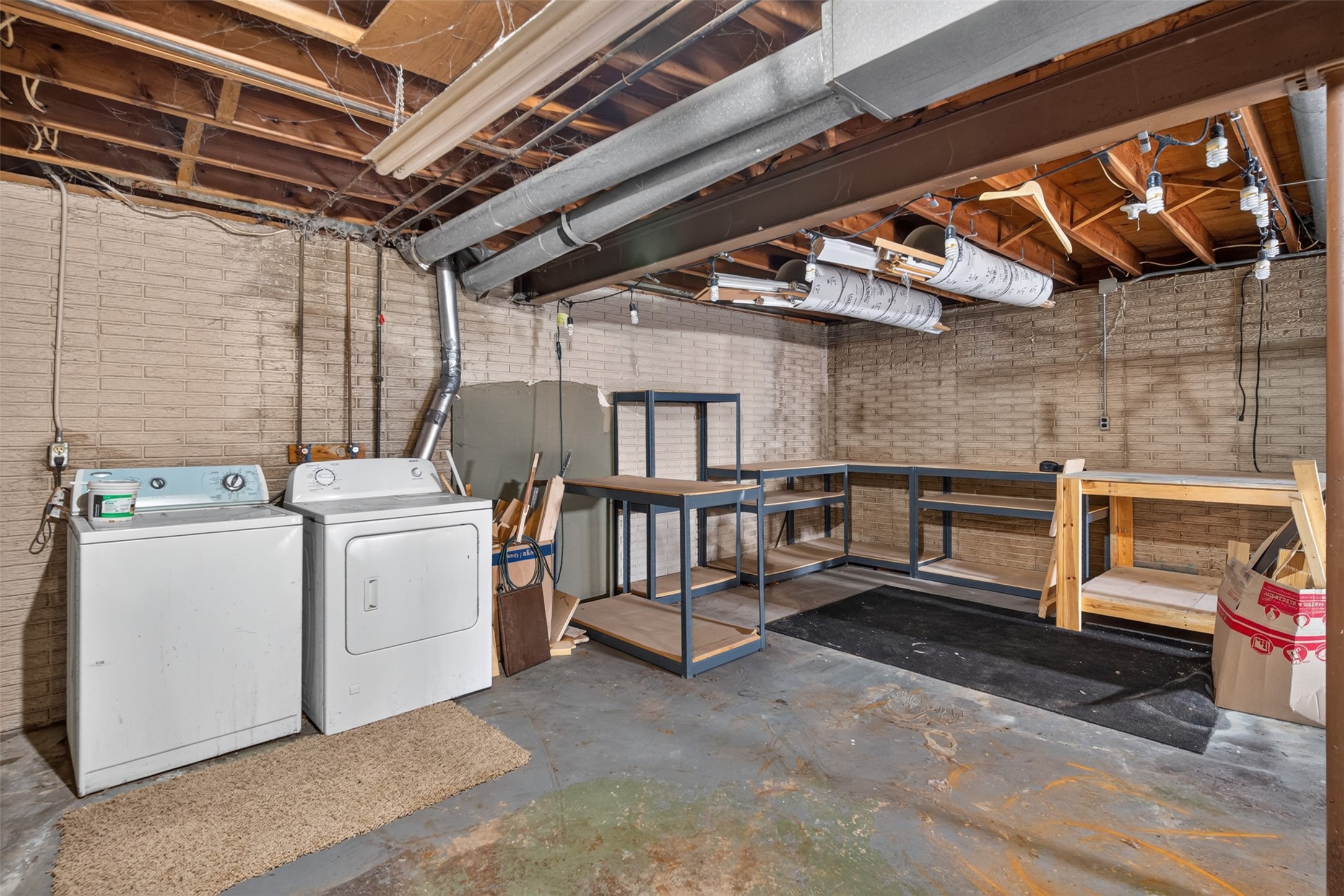 4656 Hyperion Drive Property Photo 15