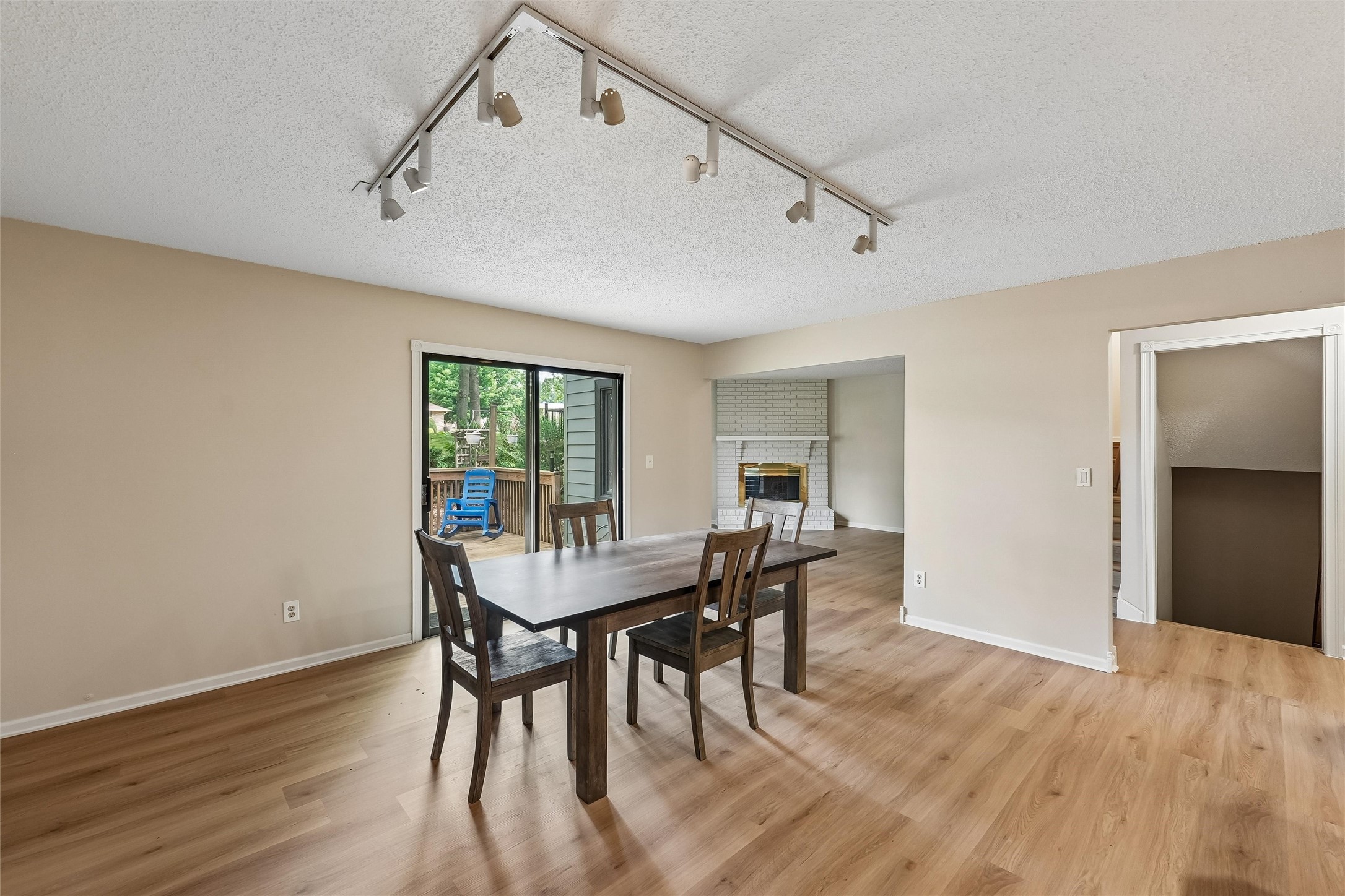4909 W Park Drive Property Photo 6