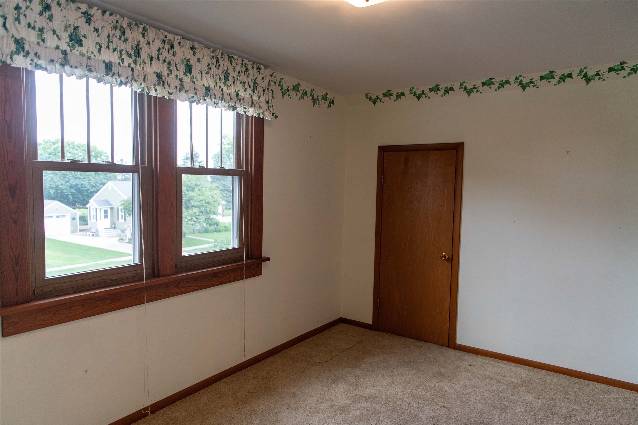 601 E 5th Street Property Photo 14