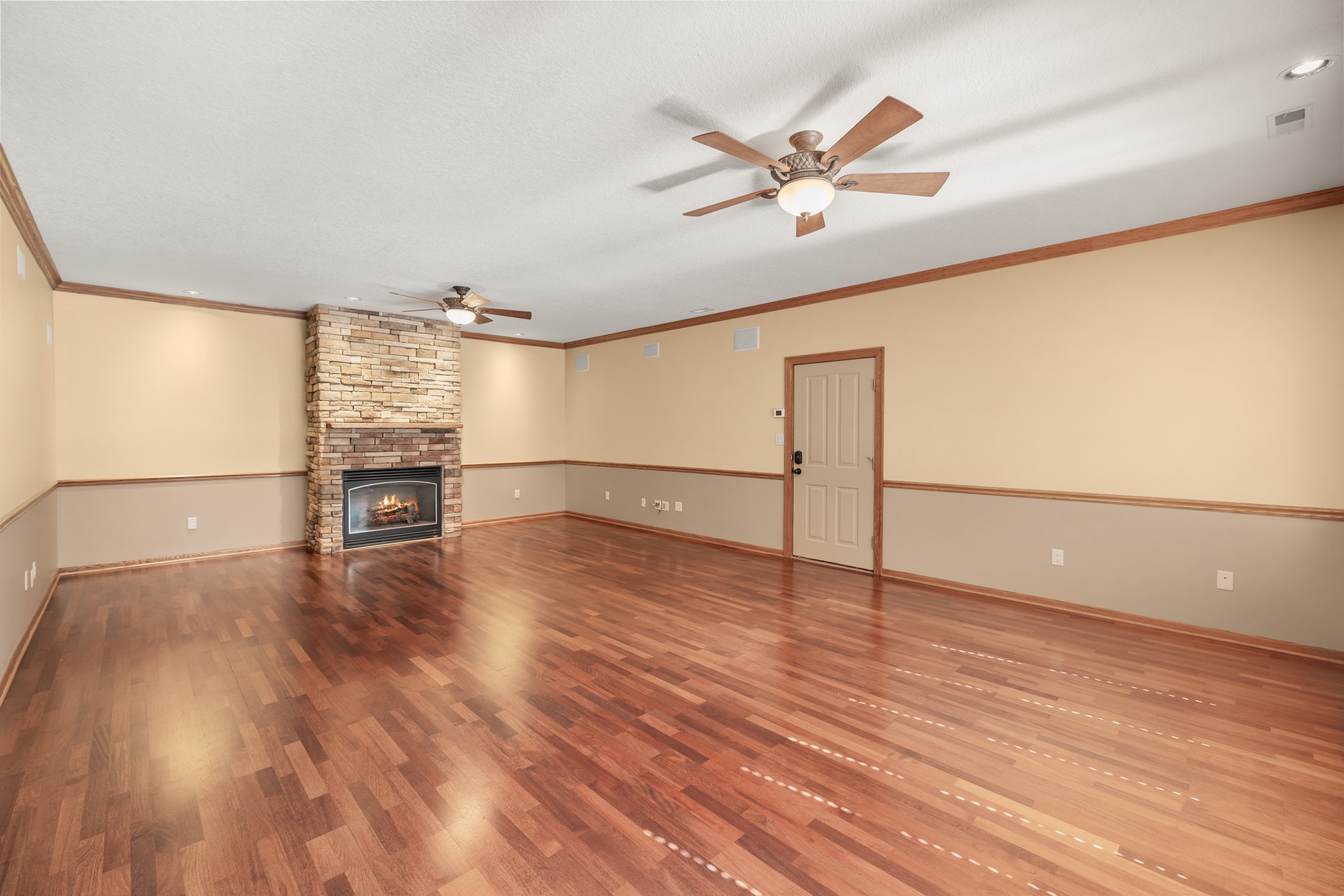 12810 Cardinal Lane Property Photo 14