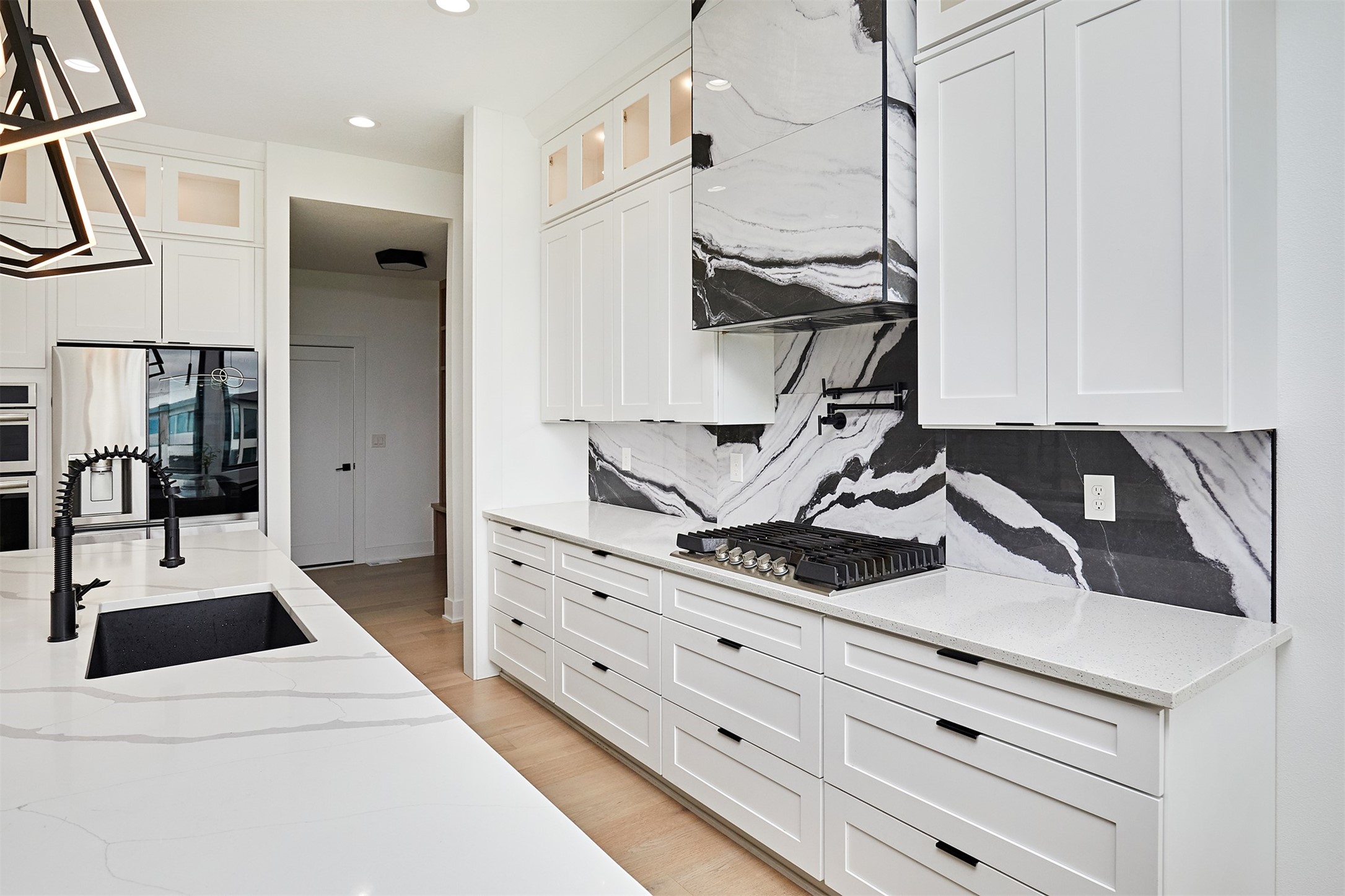 17938 Hammontree Circle Property Photo 10