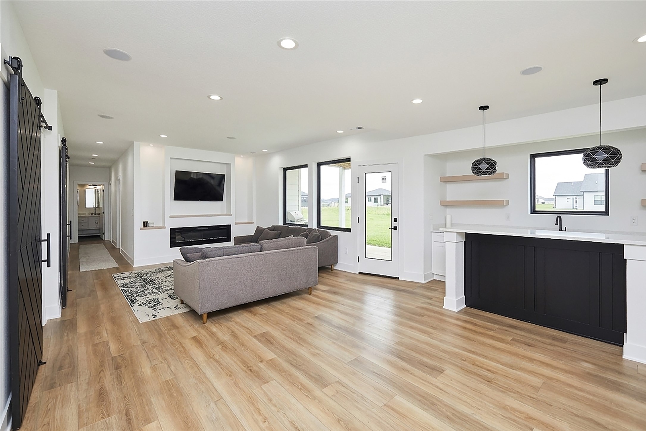 17938 Hammontree Circle Property Photo 31