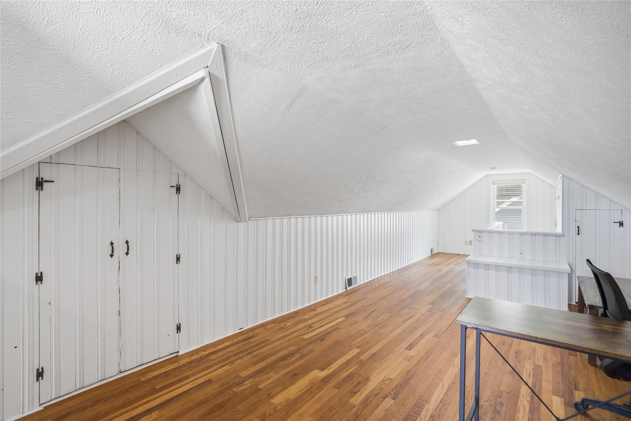 2102 55th Street Property Photo 18