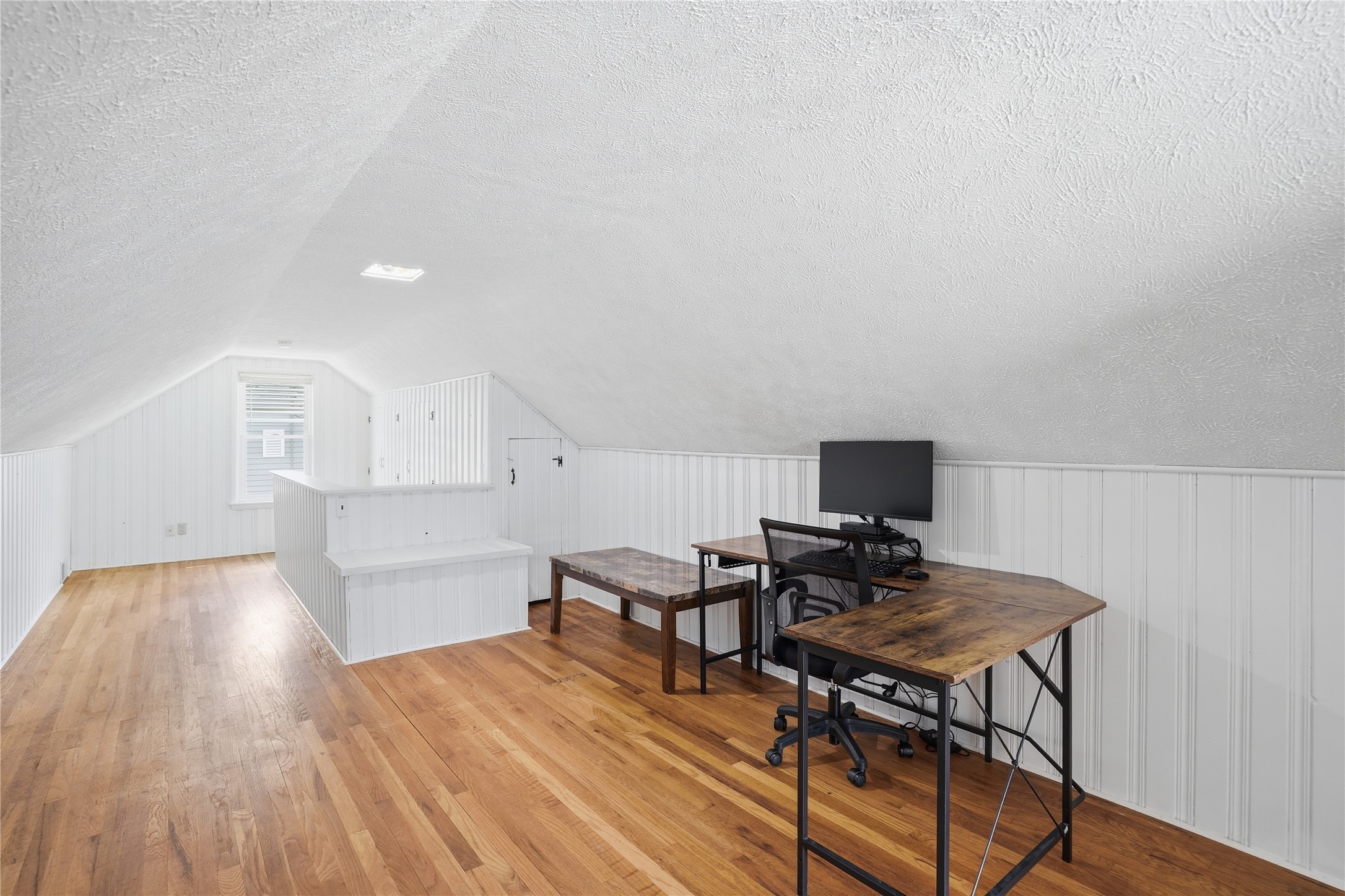 2102 55th Street Property Photo 19
