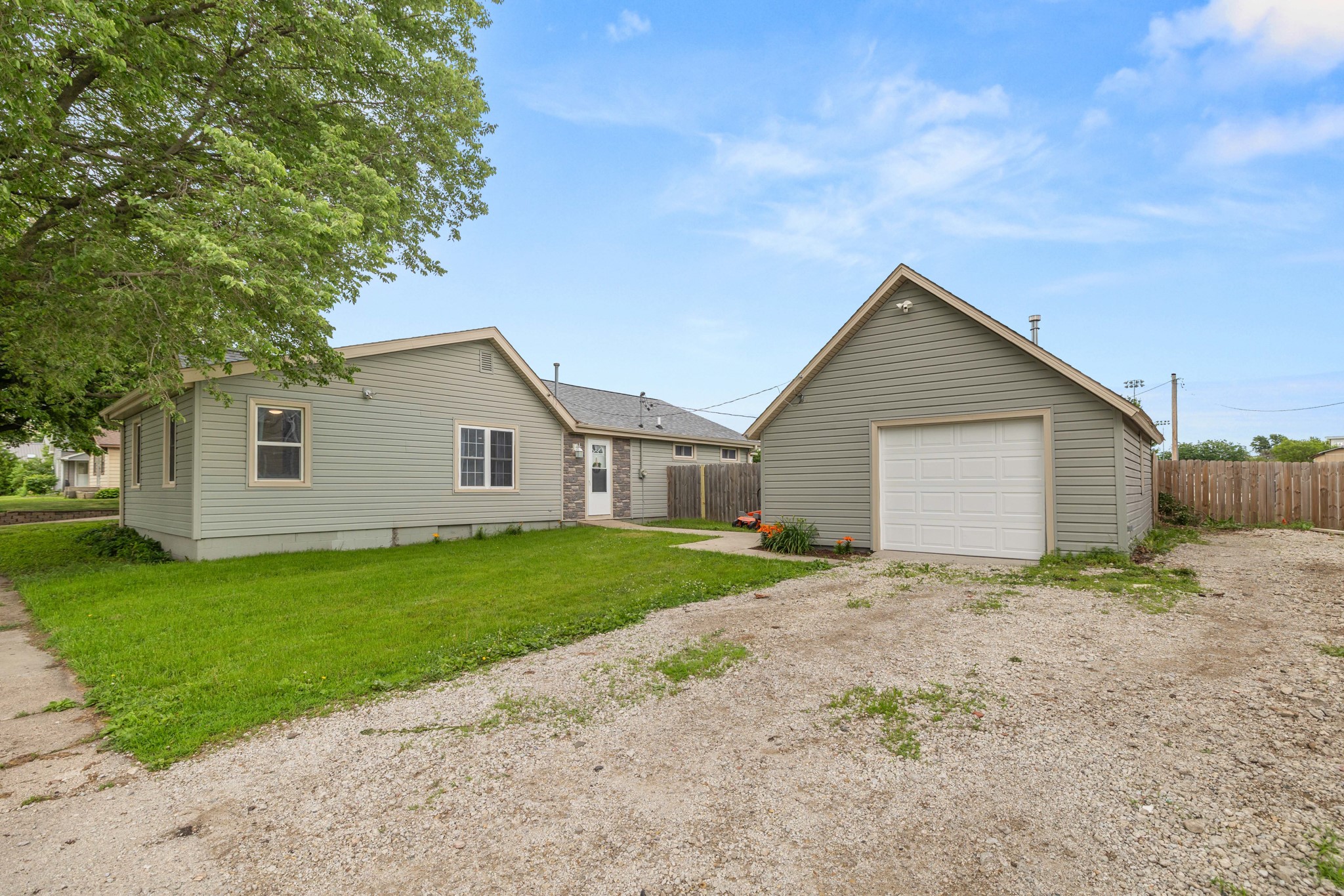309 Birch Avenue Property Photo 1