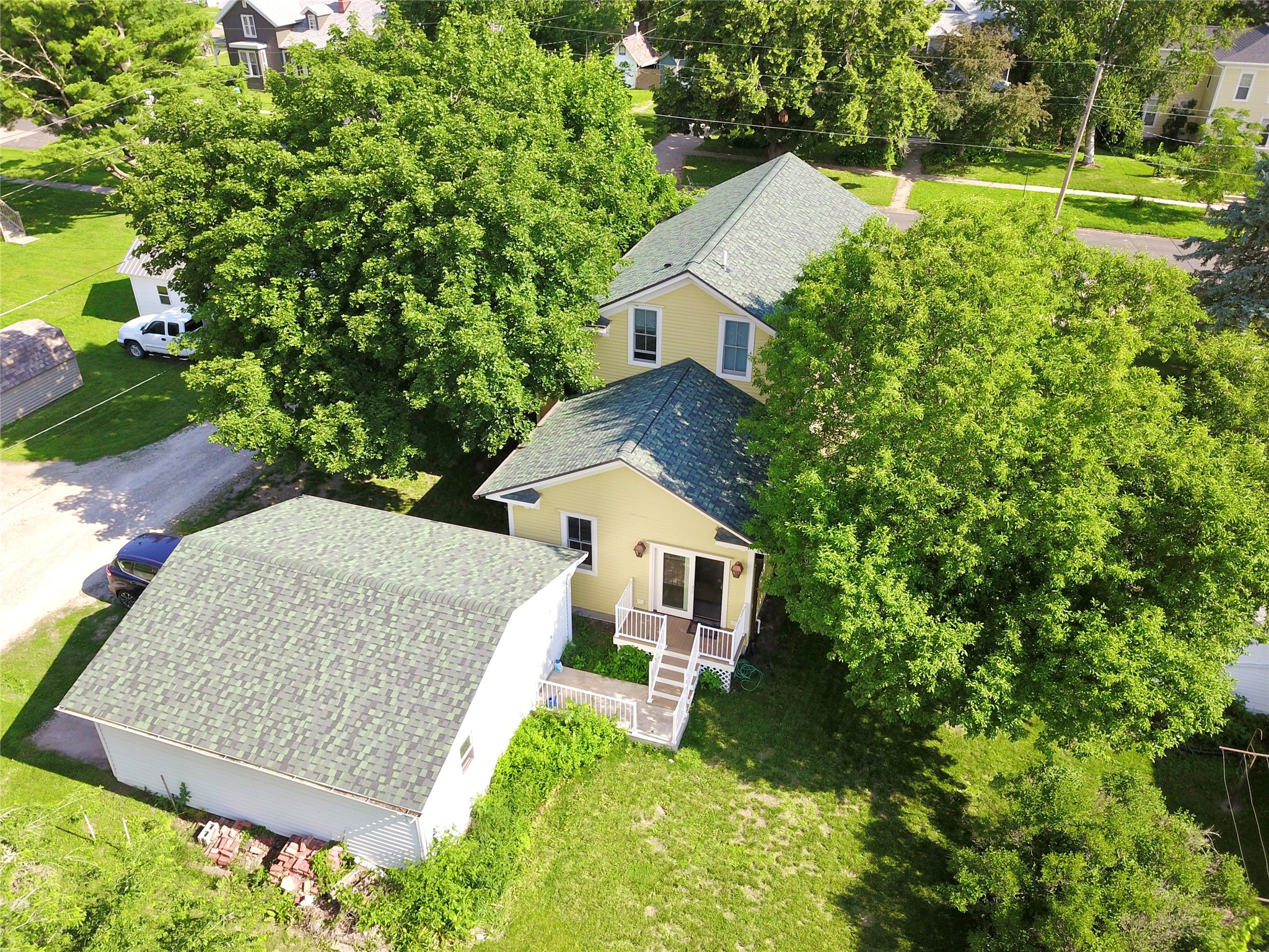 1316 4th Avenue Property Photo 32