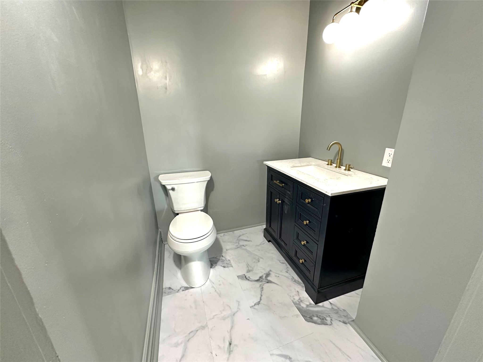 1016 Elm Street Property Photo 8