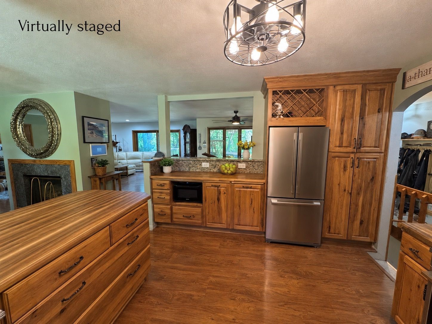 2480 Inkpaduta Avenue Property Photo 6