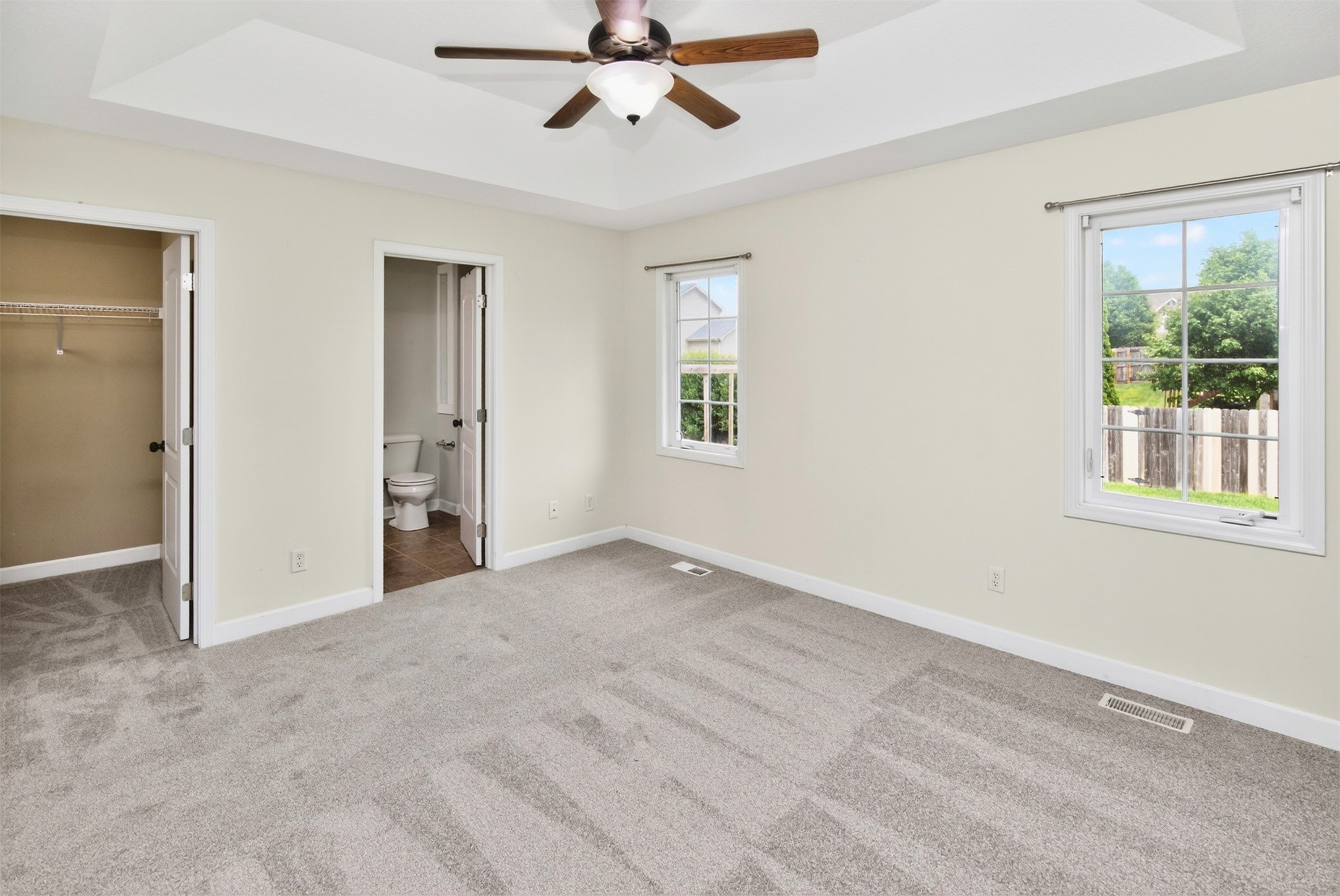 2411 Nw Ashland Parkway Property Photo 17