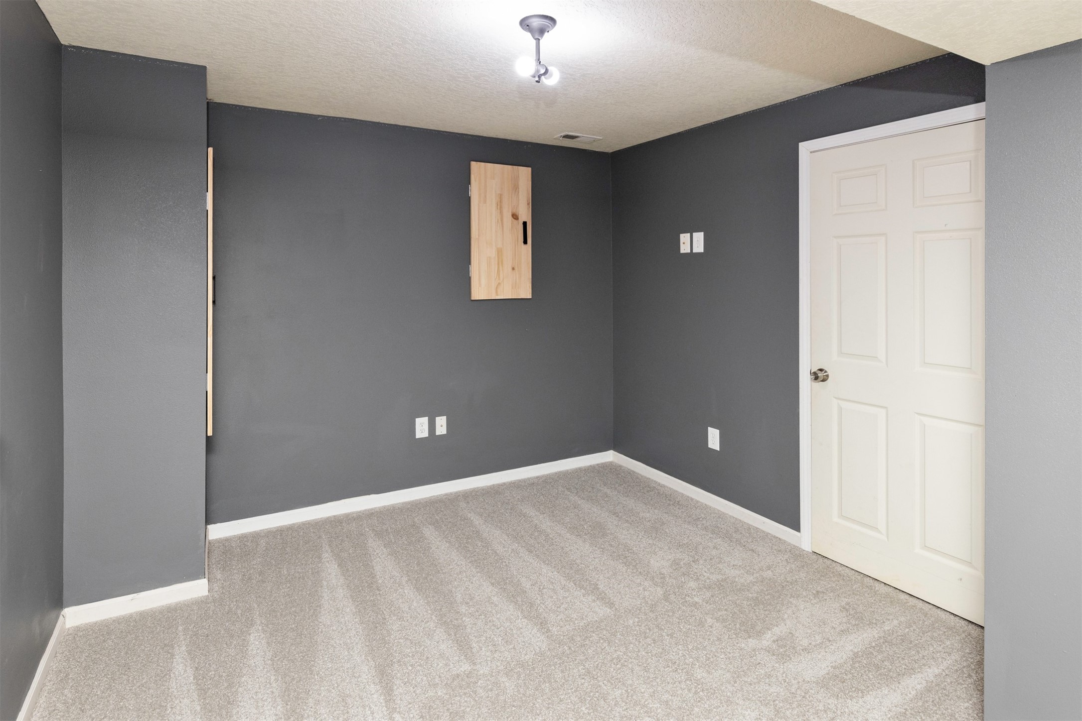 2411 Nw Ashland Parkway Property Photo 25