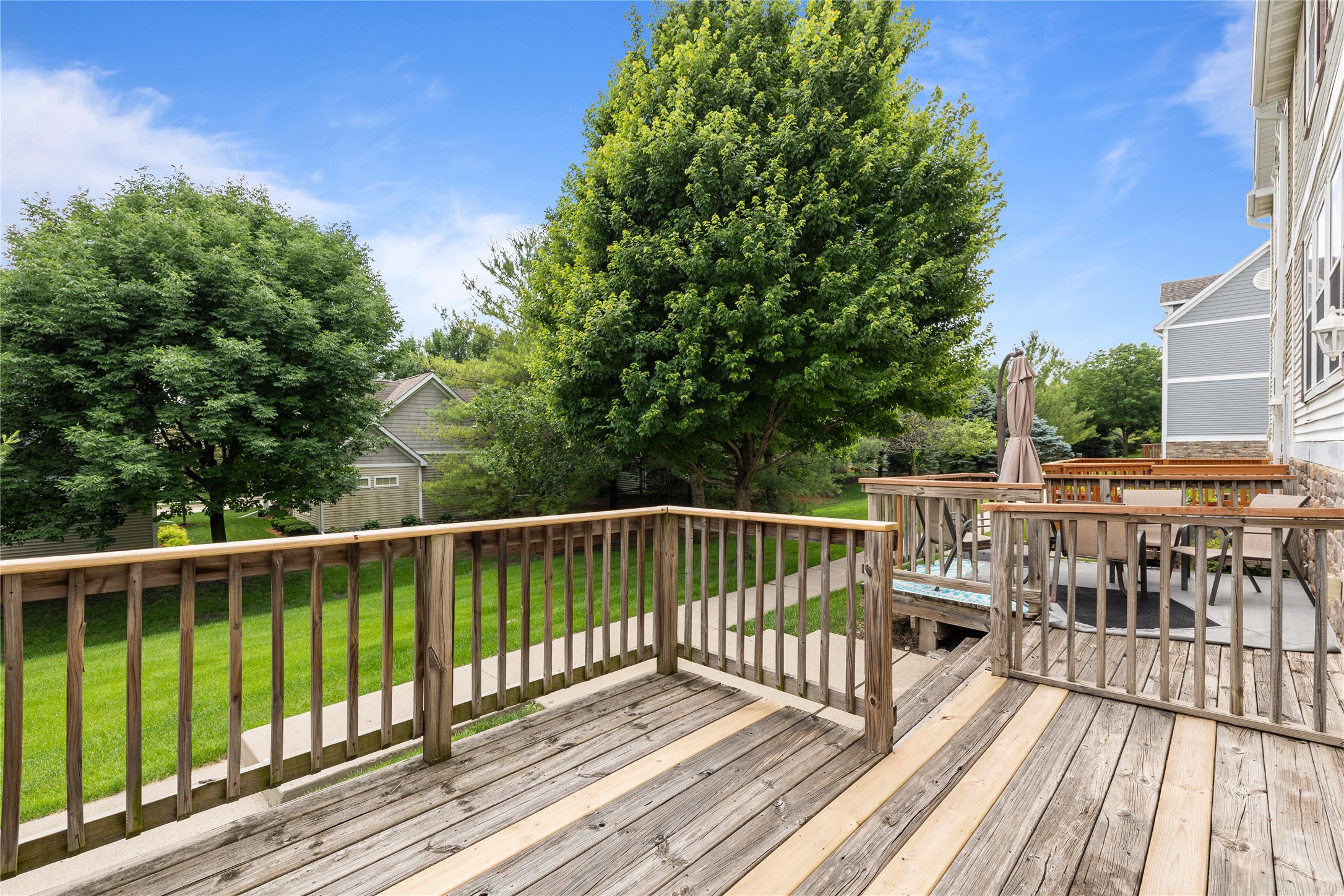 15208 Greenbelt Drive Property Photo 11