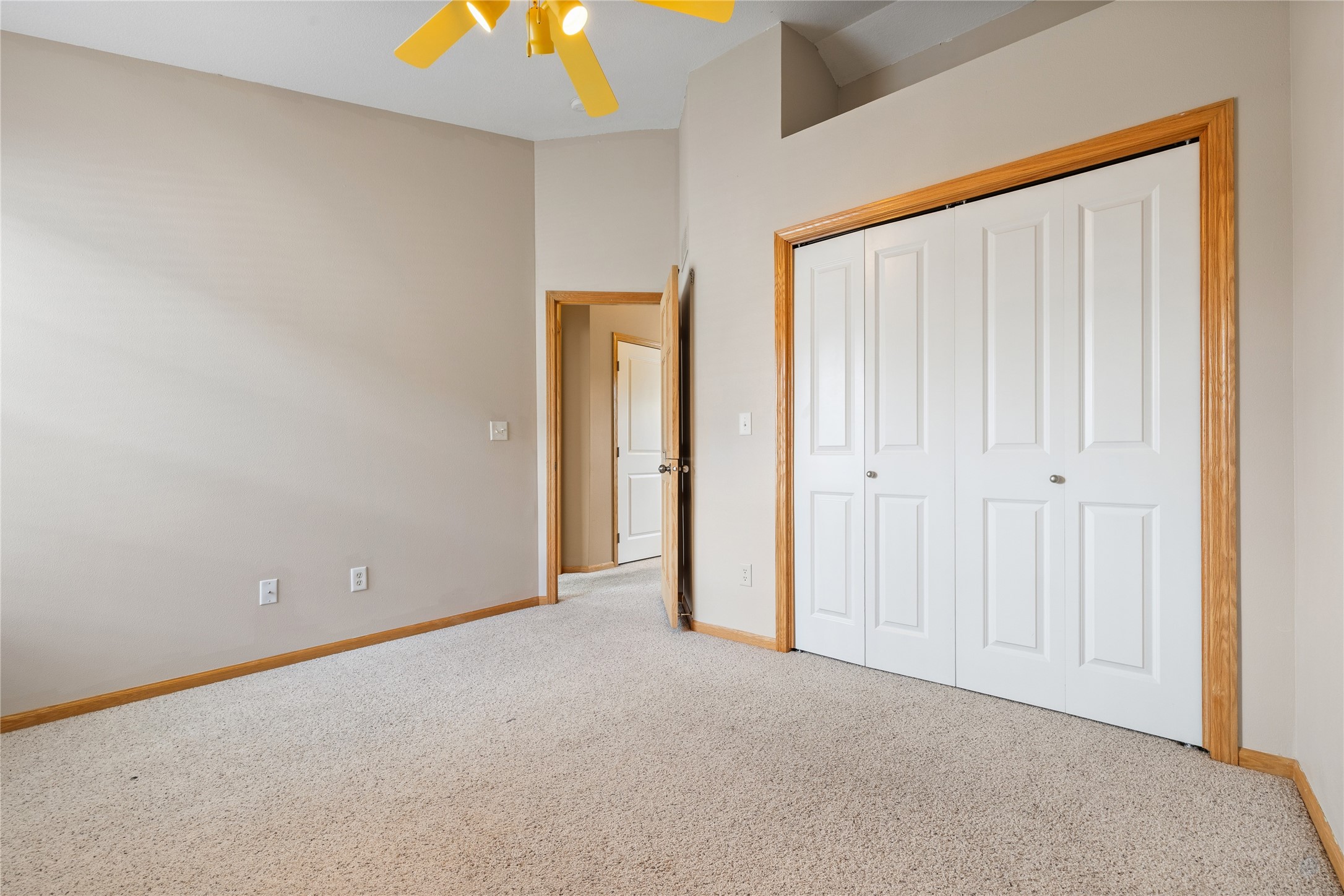 15208 Greenbelt Drive Property Photo 17