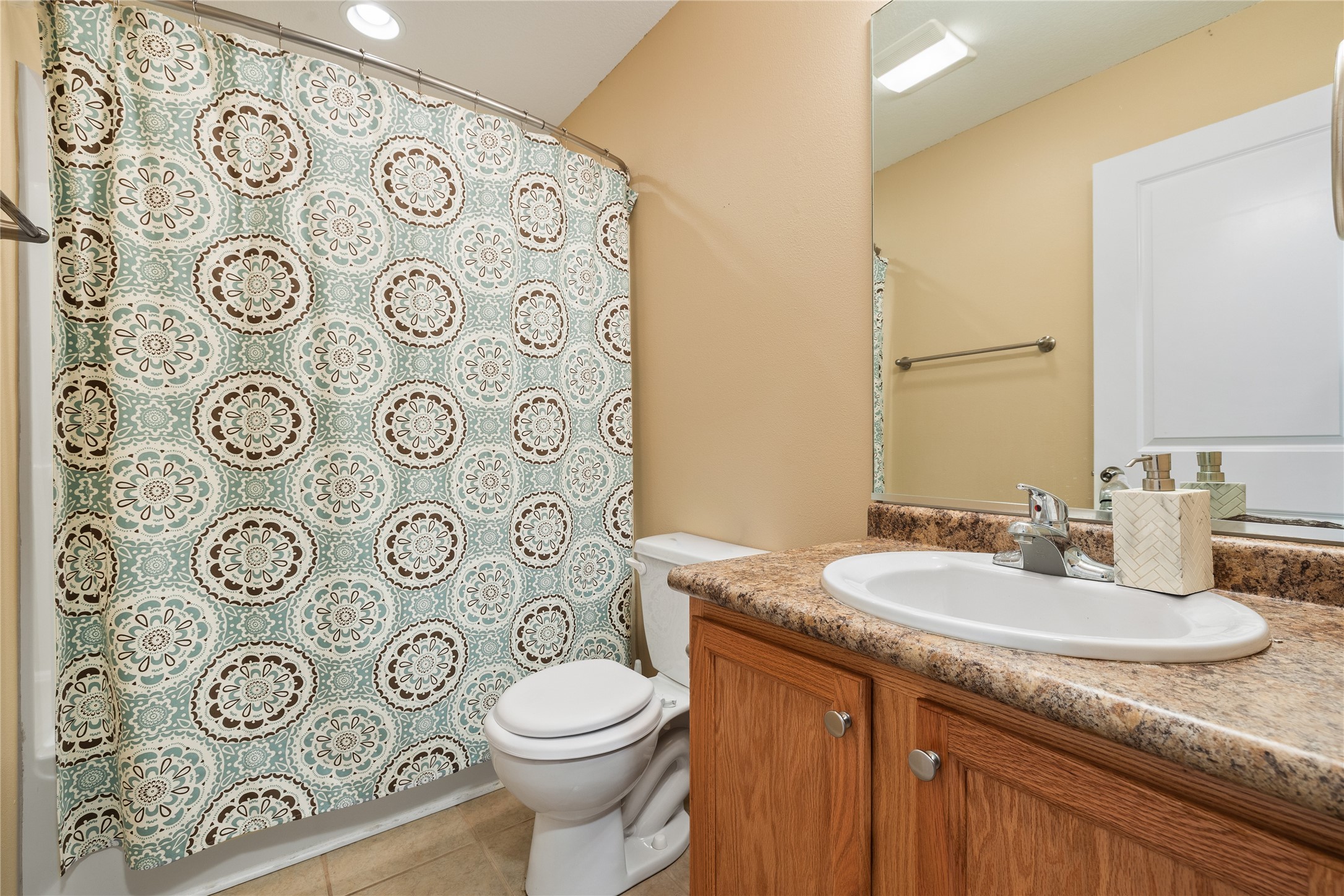15208 Greenbelt Drive Property Photo 18