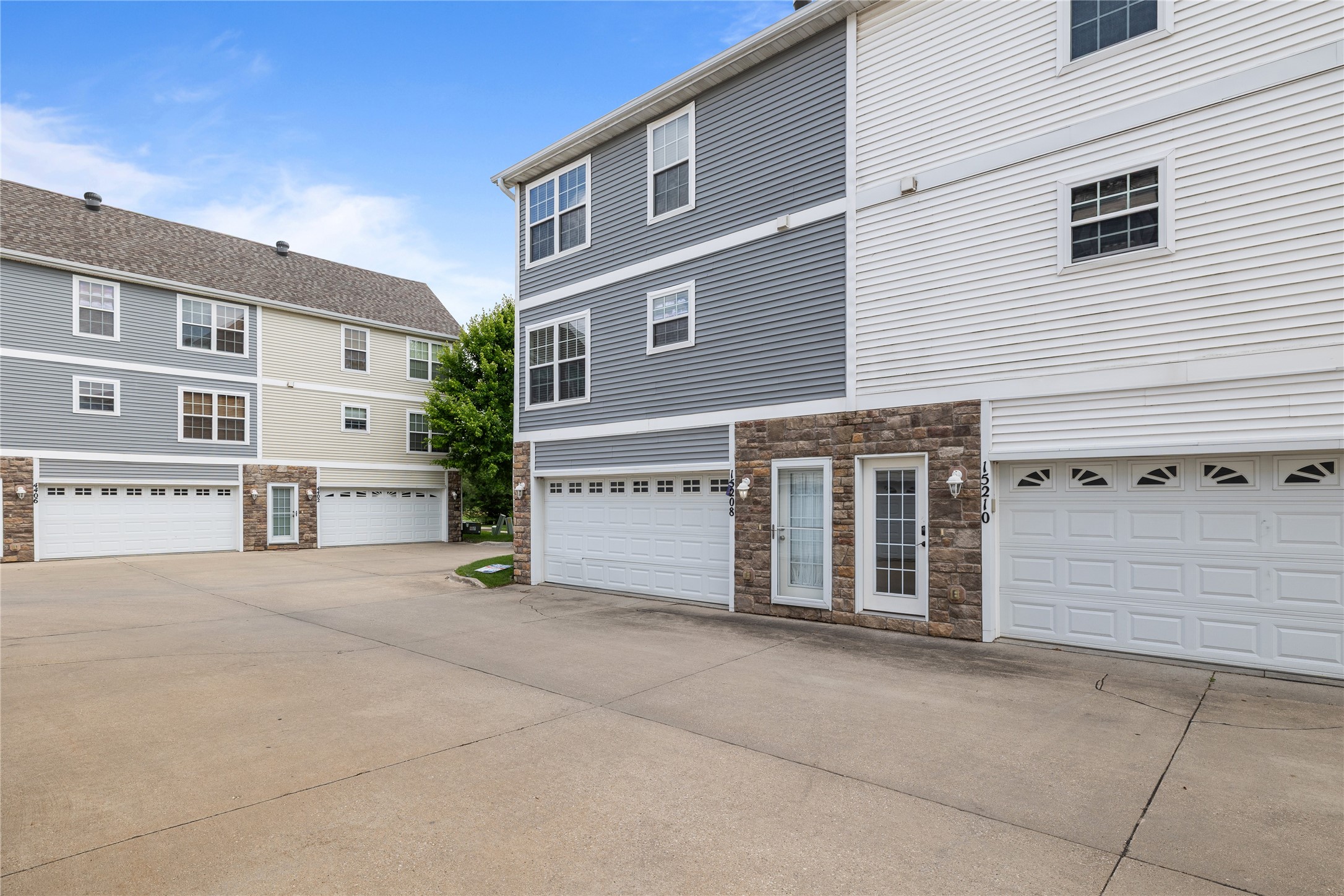 15208 Greenbelt Drive Property Photo 22
