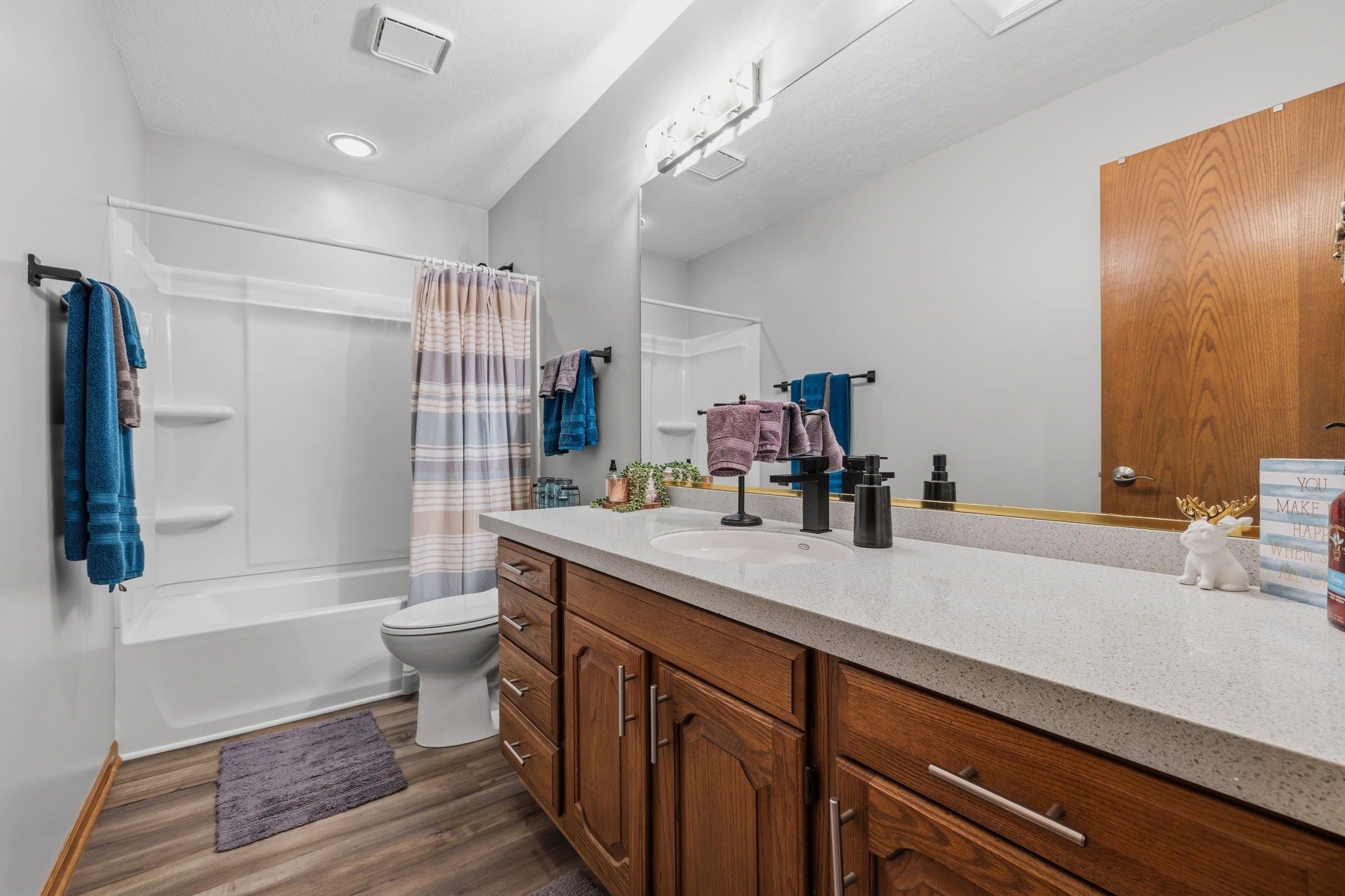 1026 Ne Aspen Circle Property Photo 19