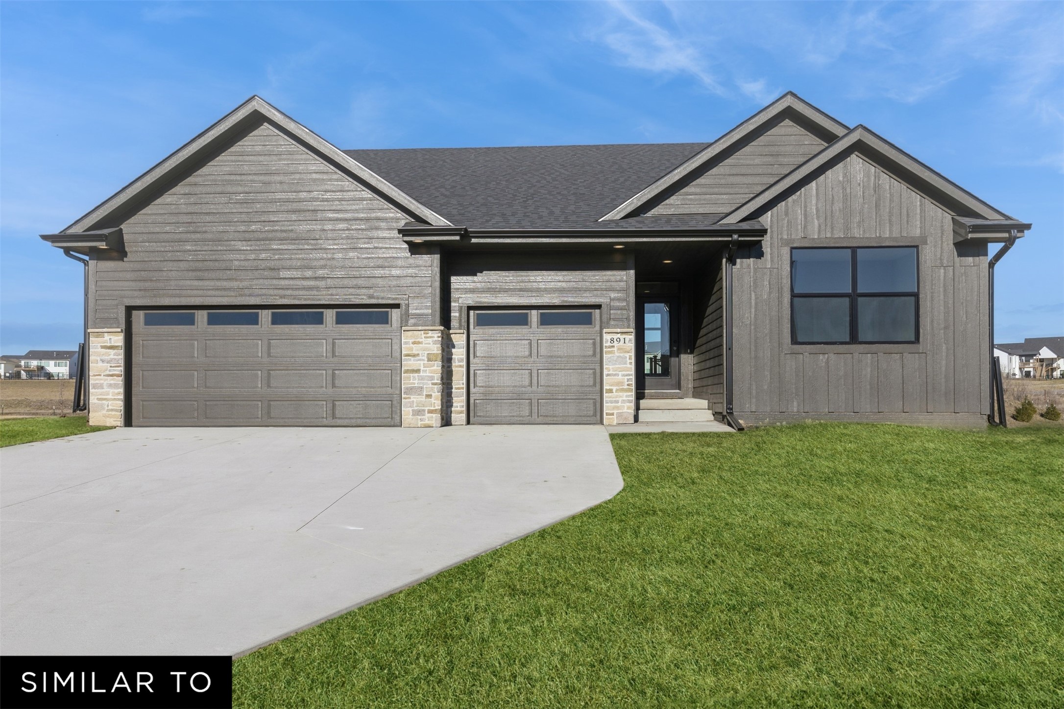1205 Mulberry Drive NW Property Photo 1