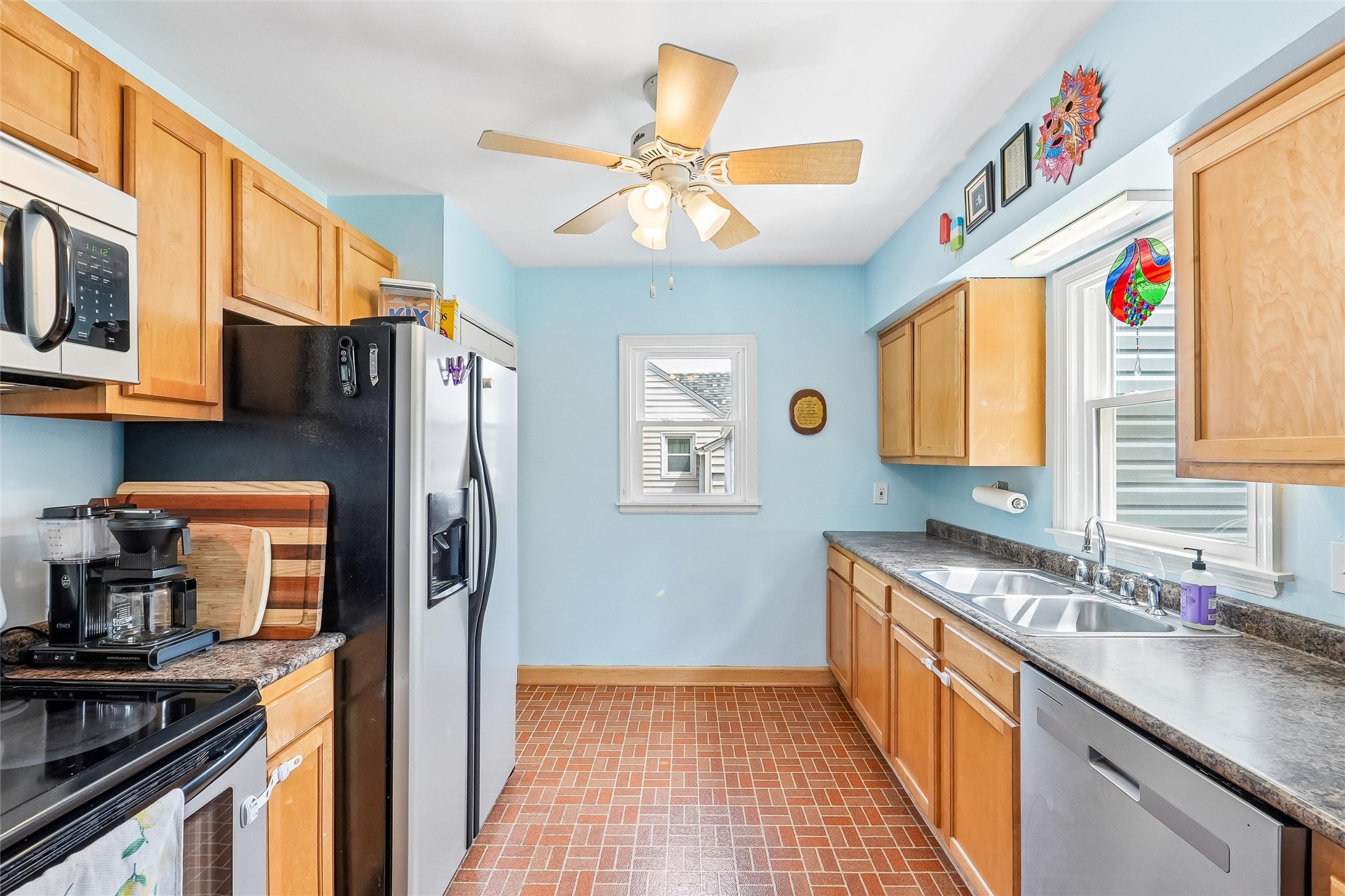 2501 49th Street Property Photo 9