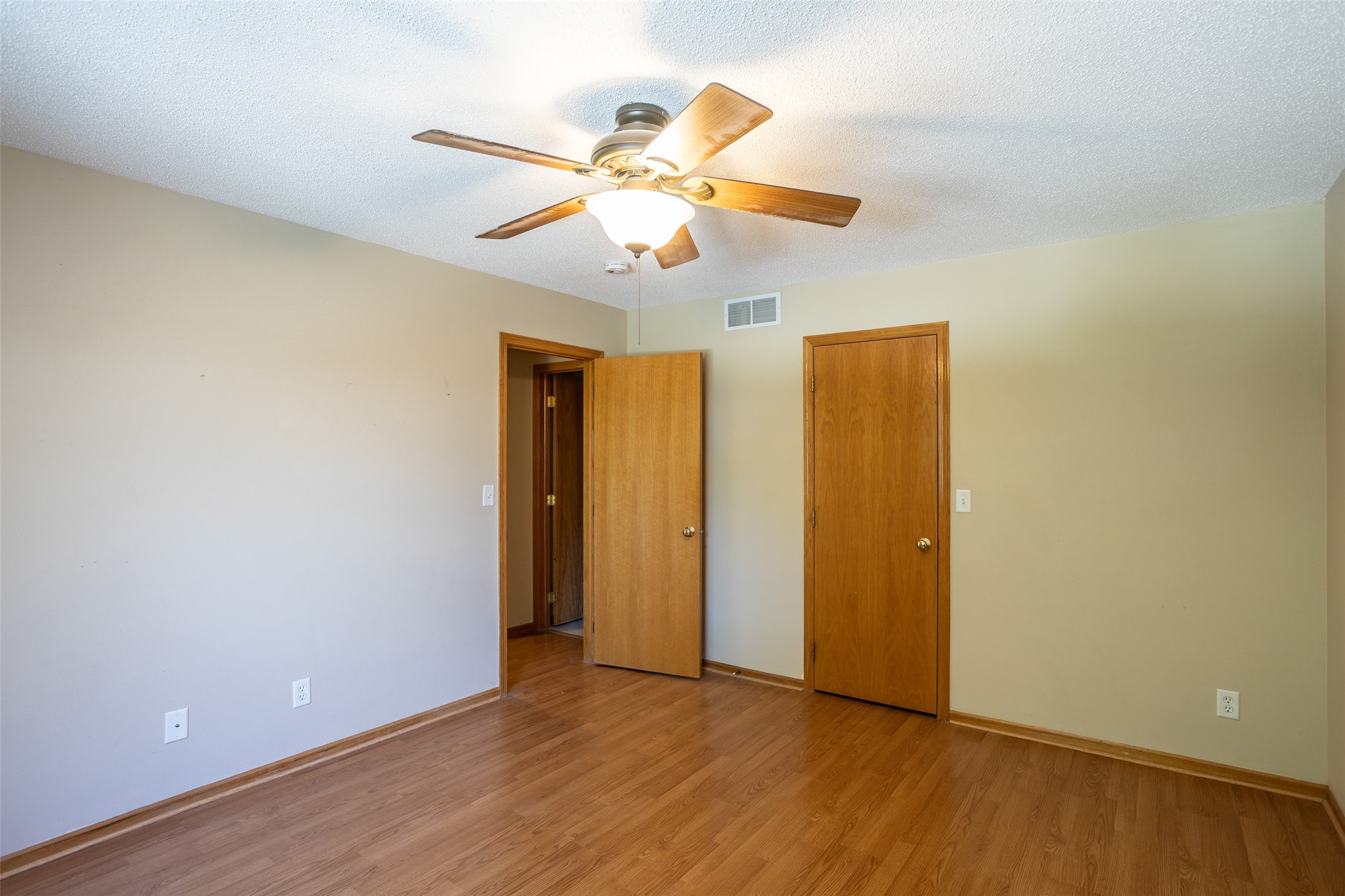 1529 Se Delaware Avenue 7 Property Photo 15