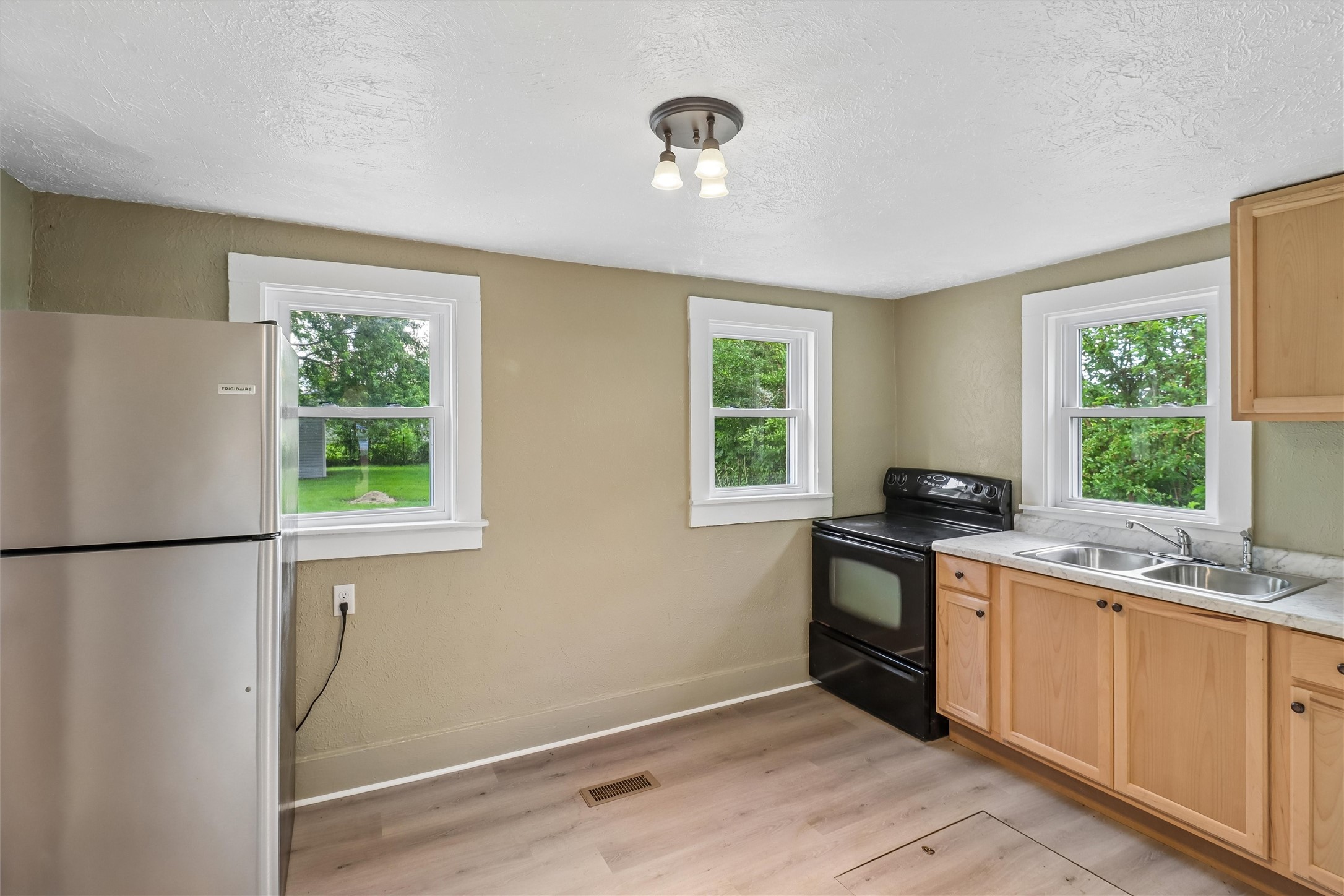 316 Arbor Avenue Property Photo 12