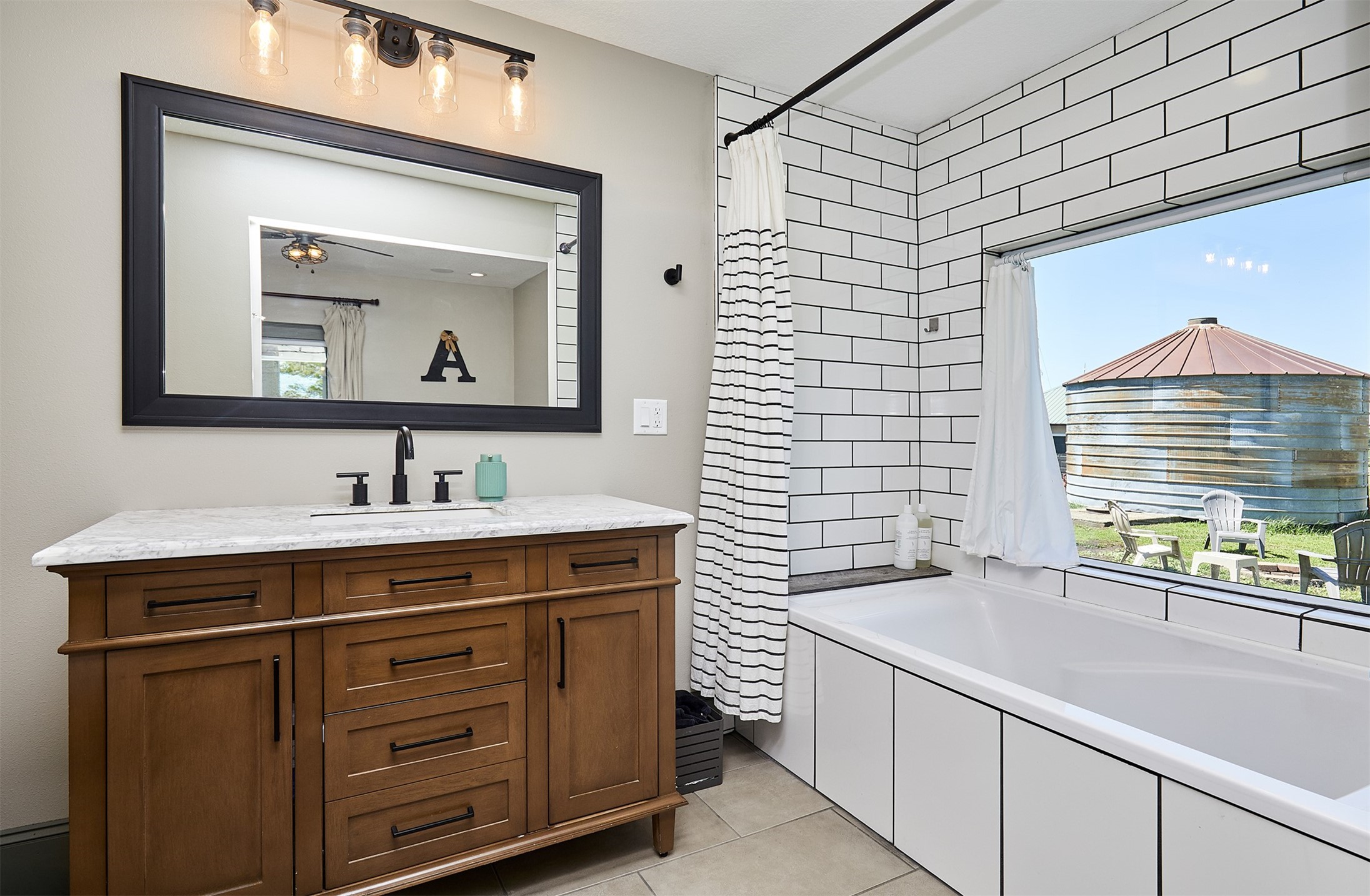 18511 B Avenue Property Photo 15