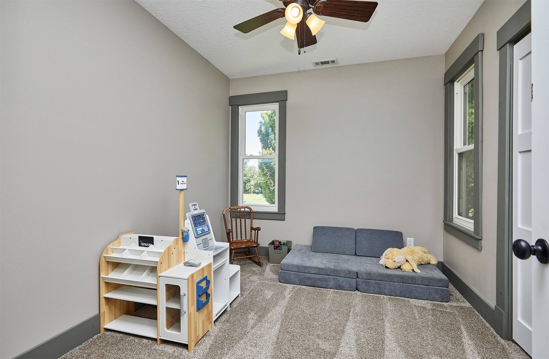 18511 B Avenue Property Photo 17