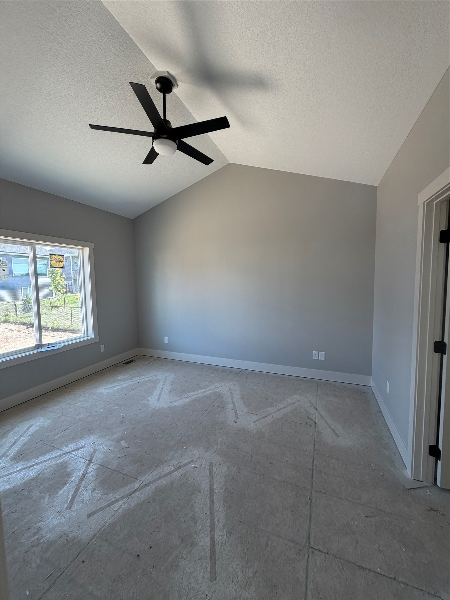 15211 Springbrook Trail Property Photo 7