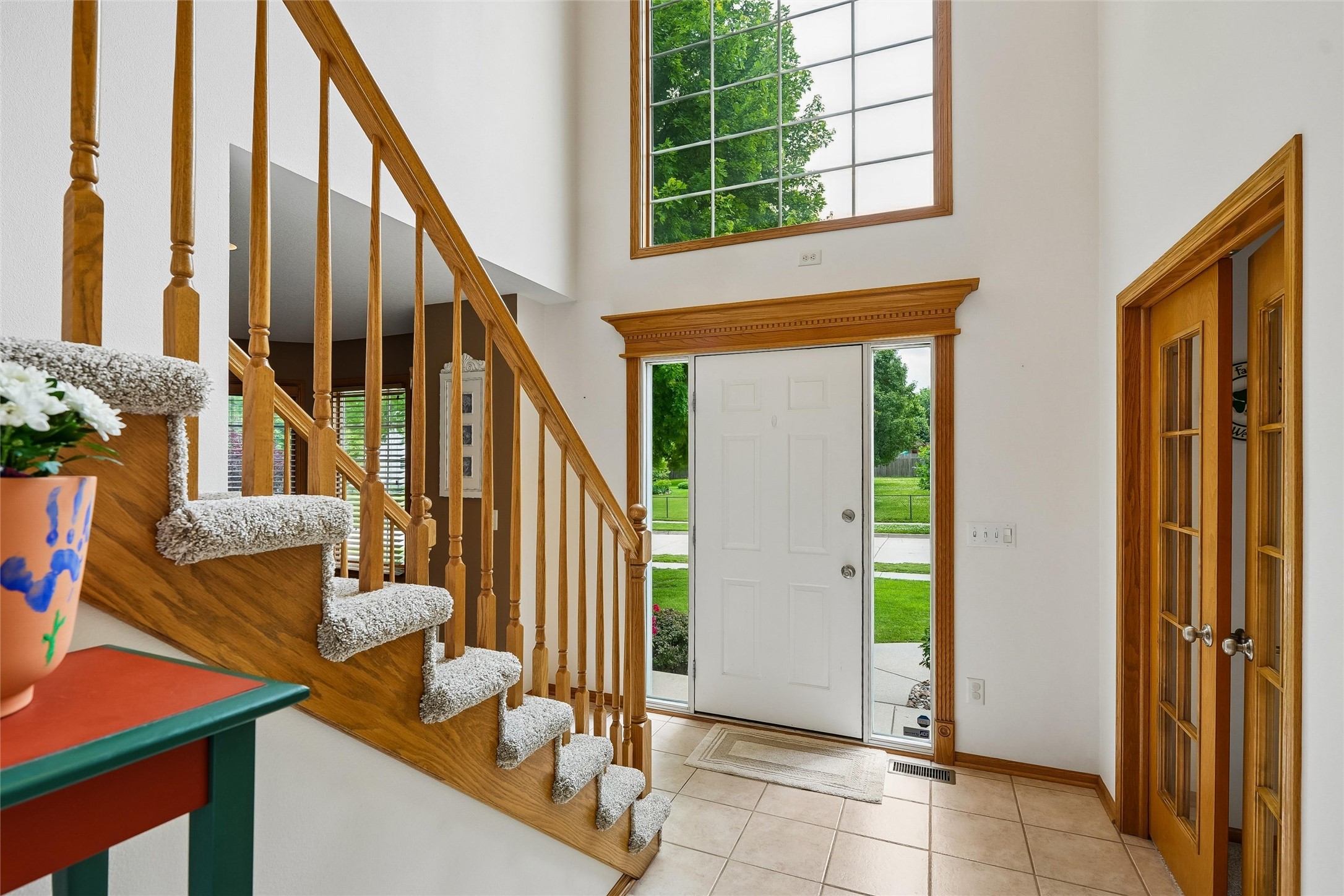 3106 E Spring Street Property Photo 4