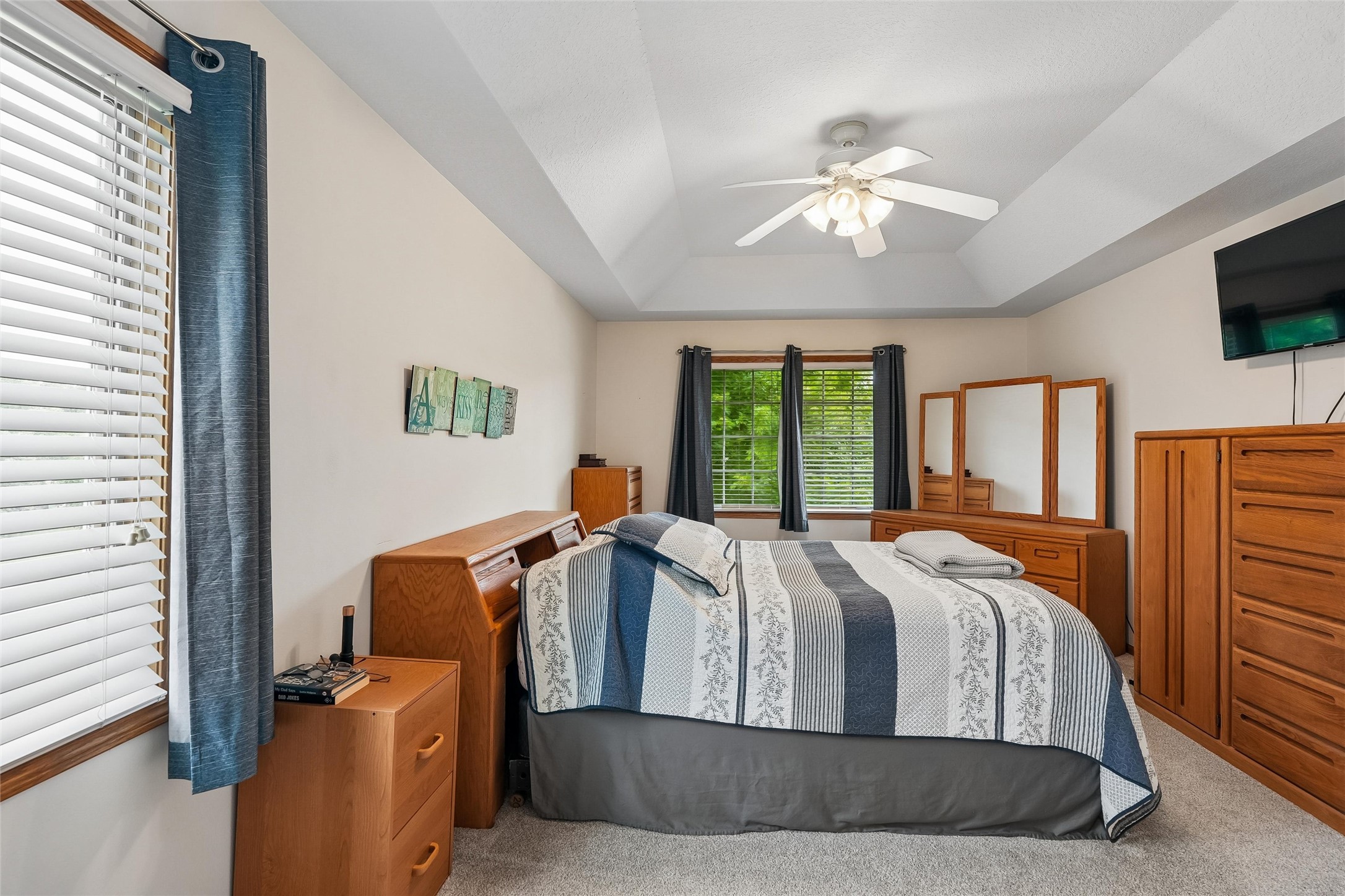 3106 E Spring Street Property Photo 17