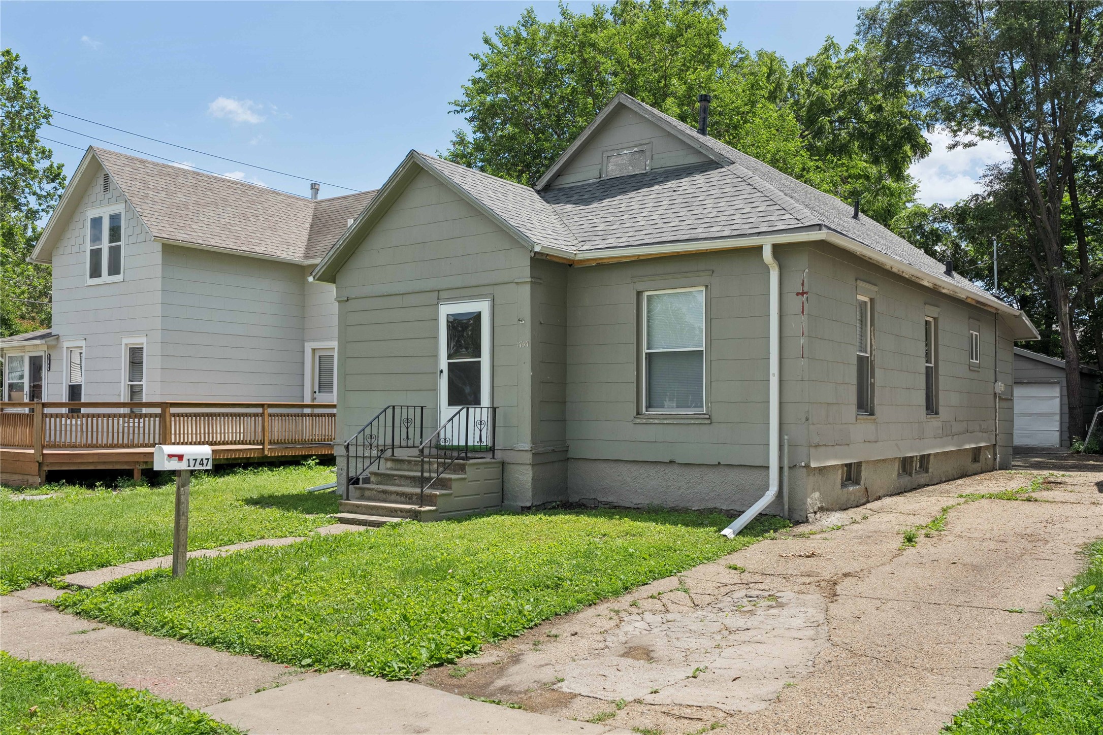 1747 Capitol Avenue Property Photo 1