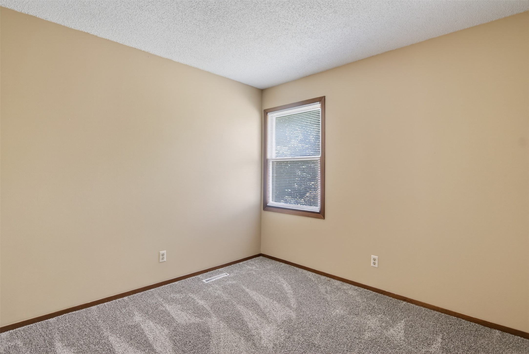 920 9th Avenue Nw Property Photo 14