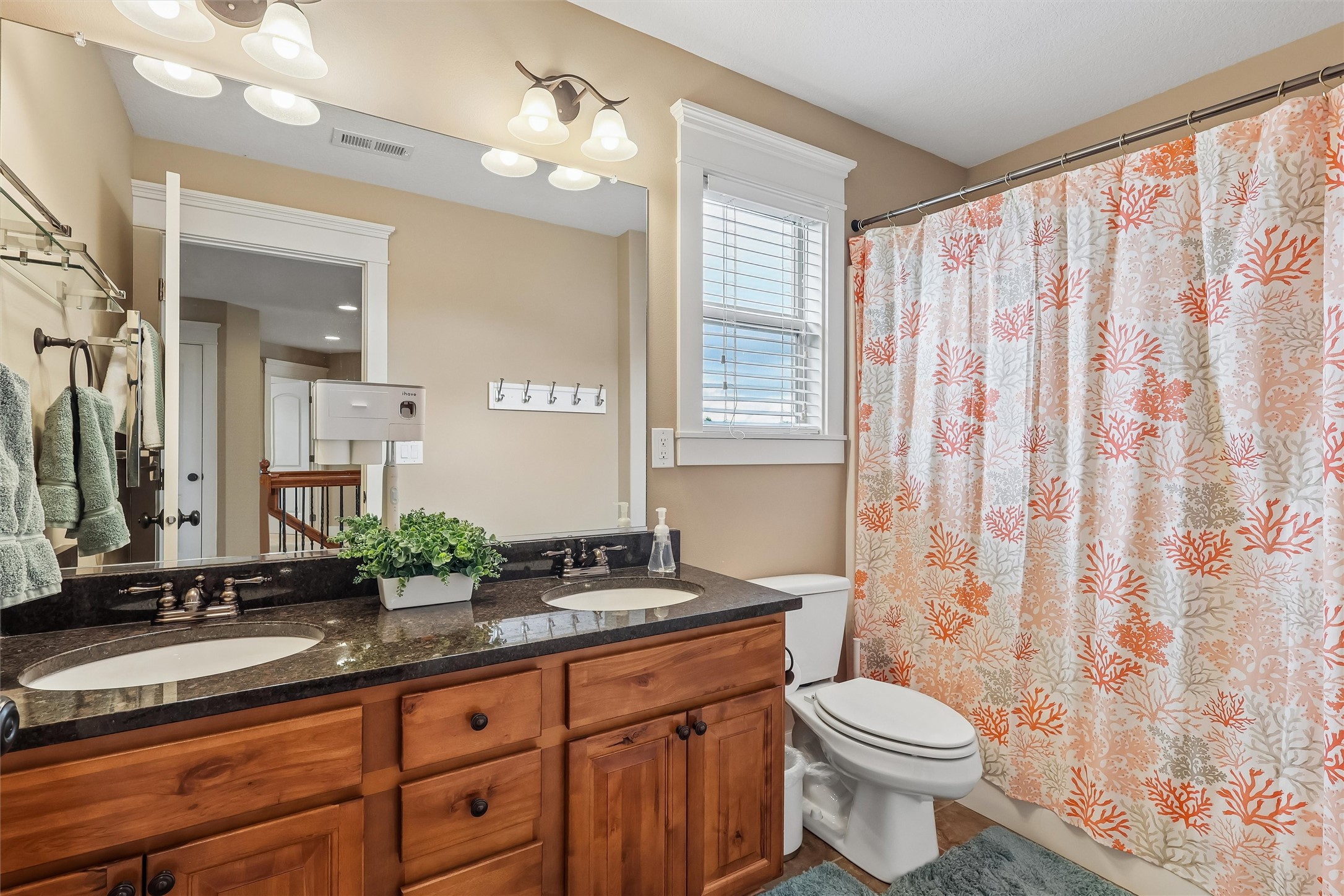 16651 Oakbrook Drive Property Photo 25