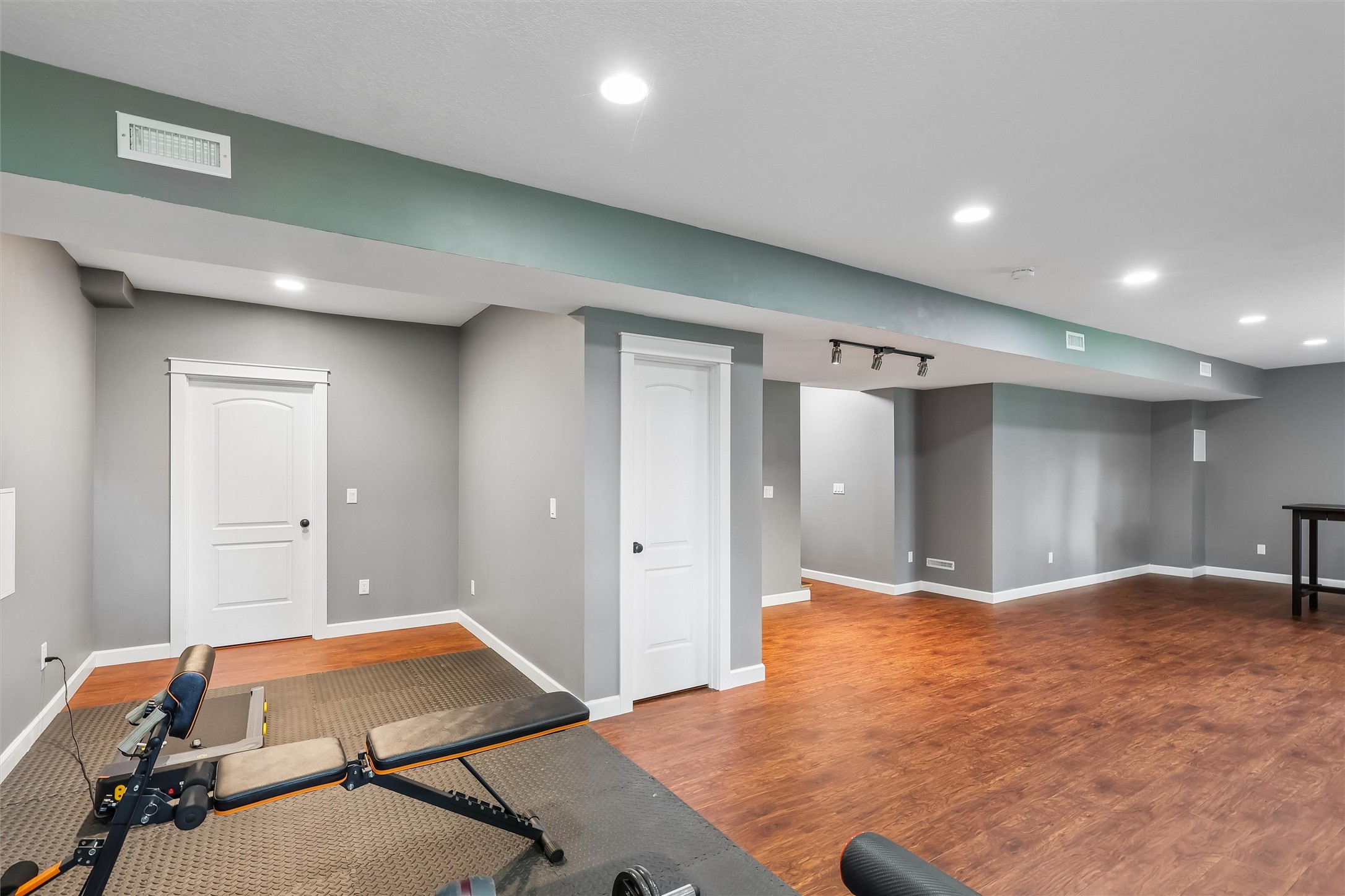 16651 Oakbrook Drive Property Photo 34
