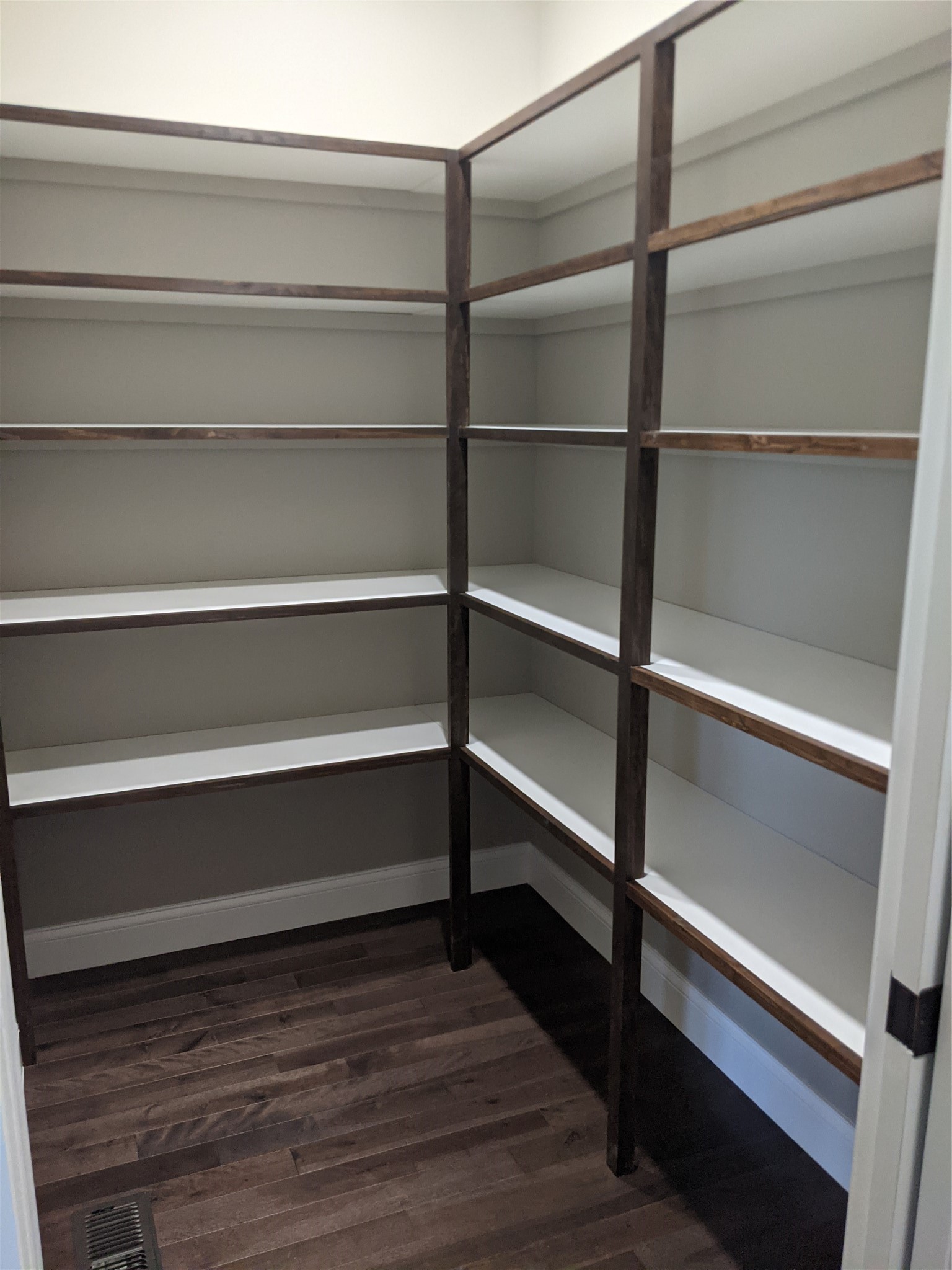 1105 Lucas Avenue Property Photo 11