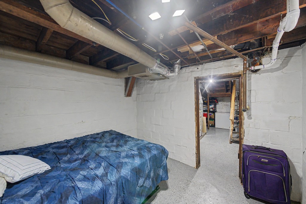 3321 Columbia Street Property Photo 23