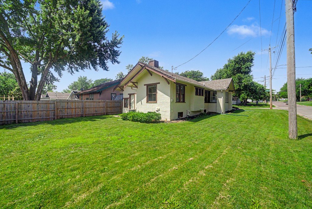 3321 Columbia Street Property Photo 25