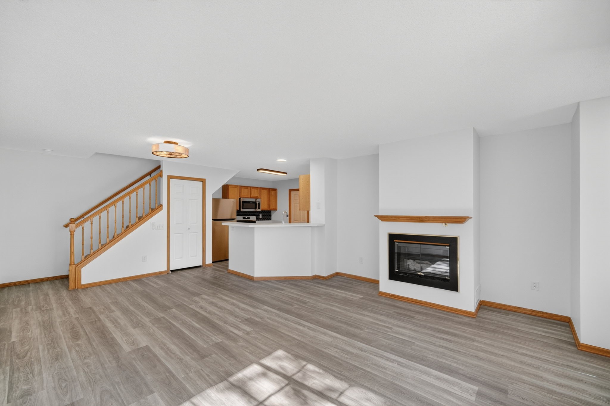 150 S Prairie View Drive 1102 Property Photo 3