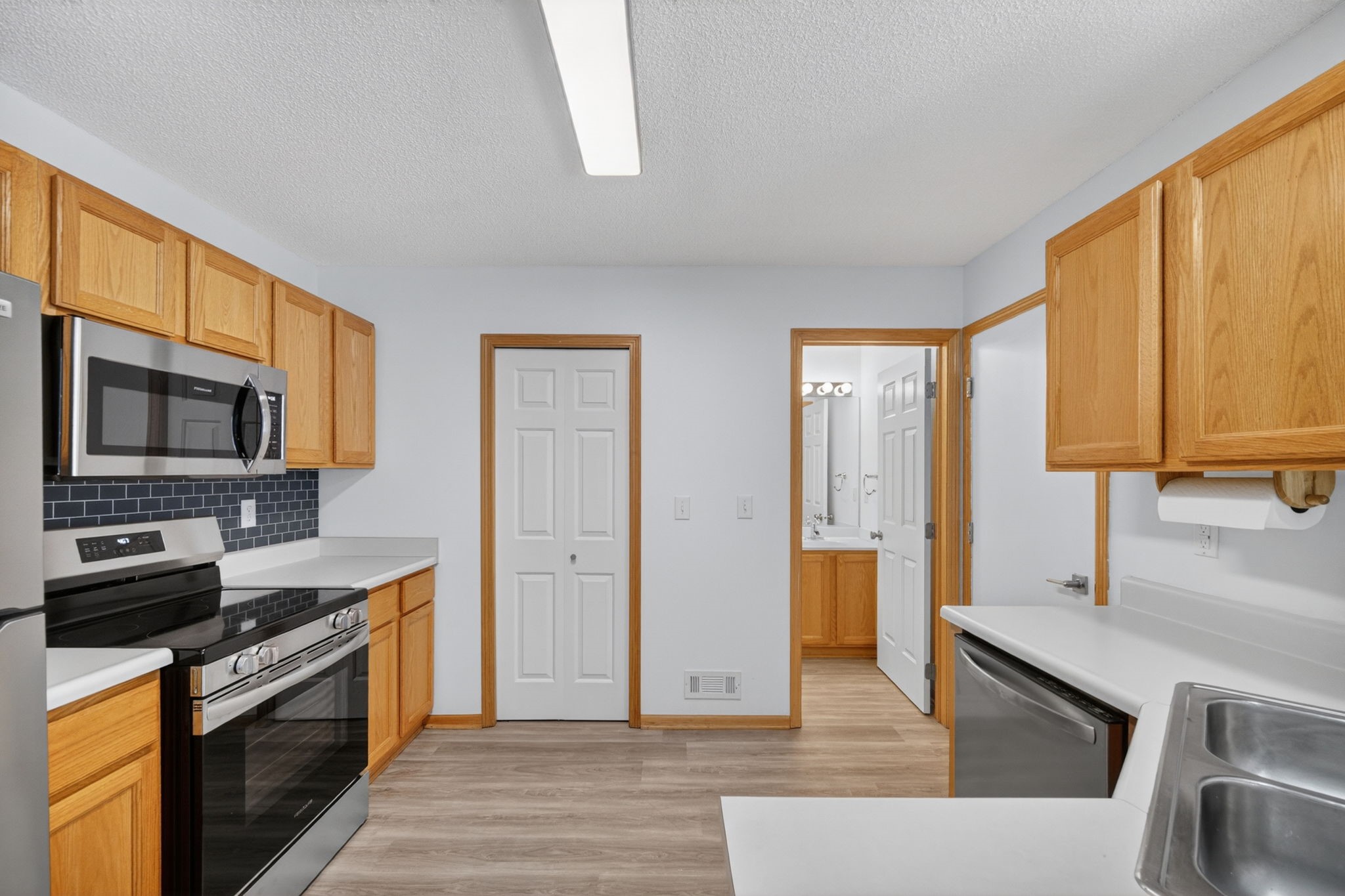 150 S Prairie View Drive 1102 Property Photo 9