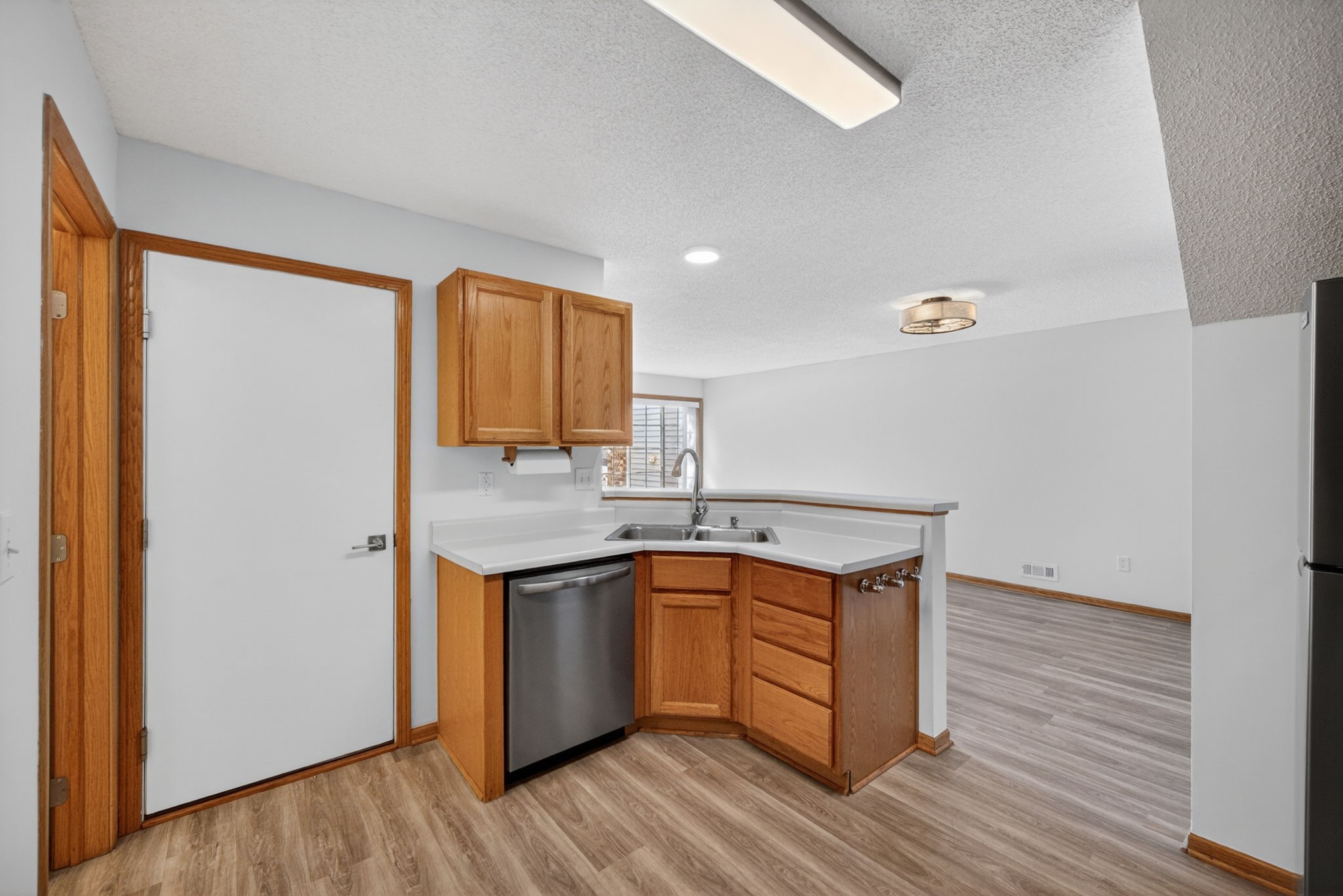 150 S Prairie View Drive 1102 Property Photo 12