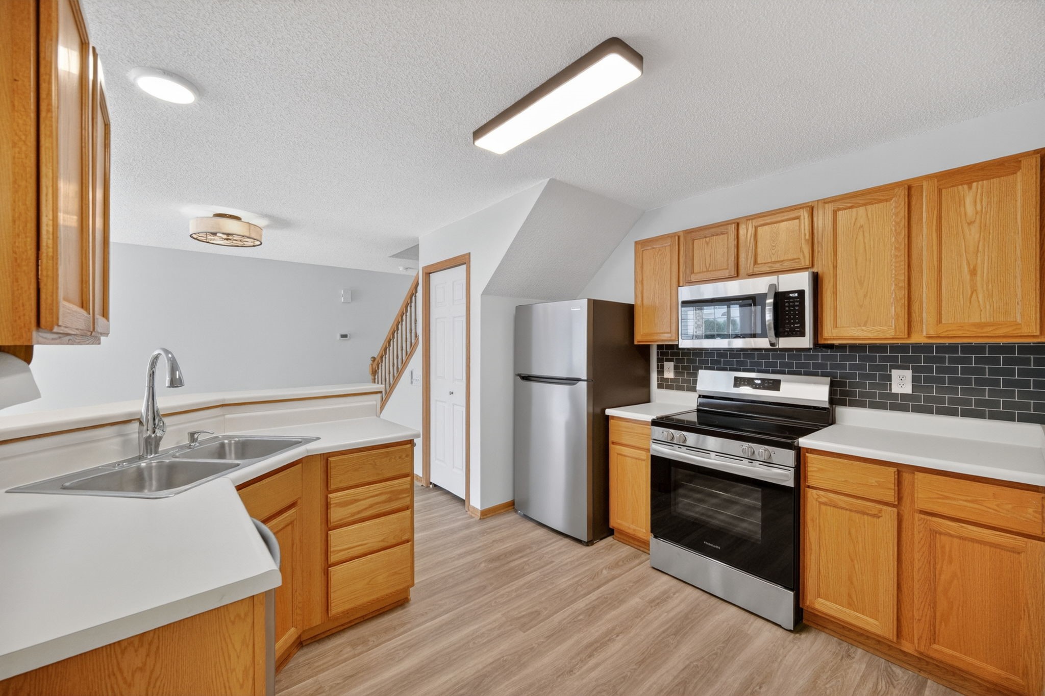 150 S Prairie View Drive 1102 Property Photo 13
