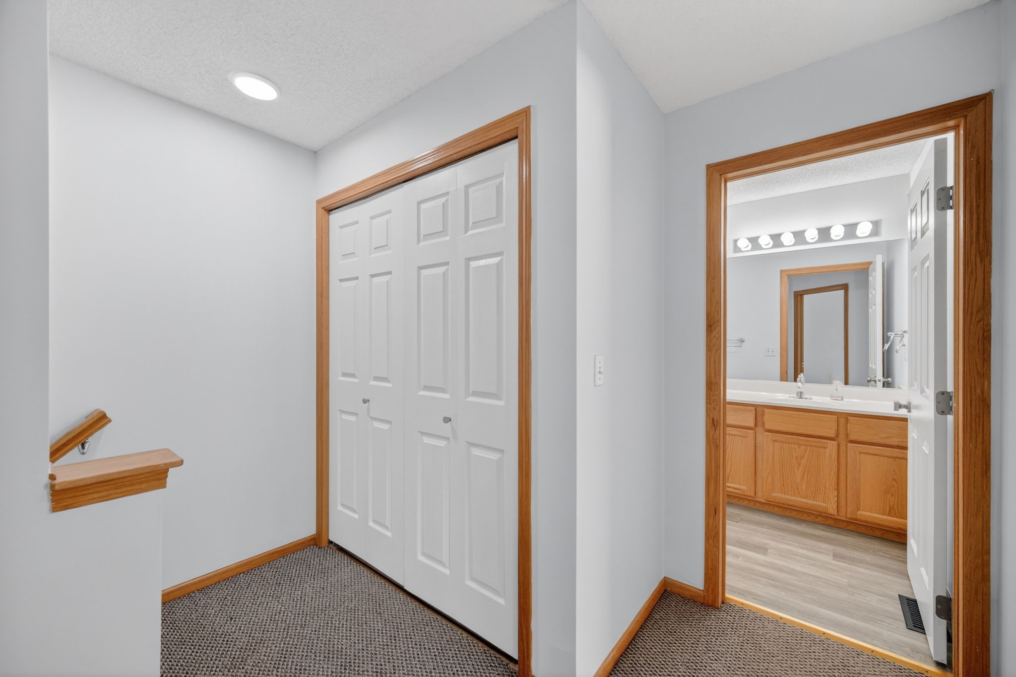 150 S Prairie View Drive 1102 Property Photo 24