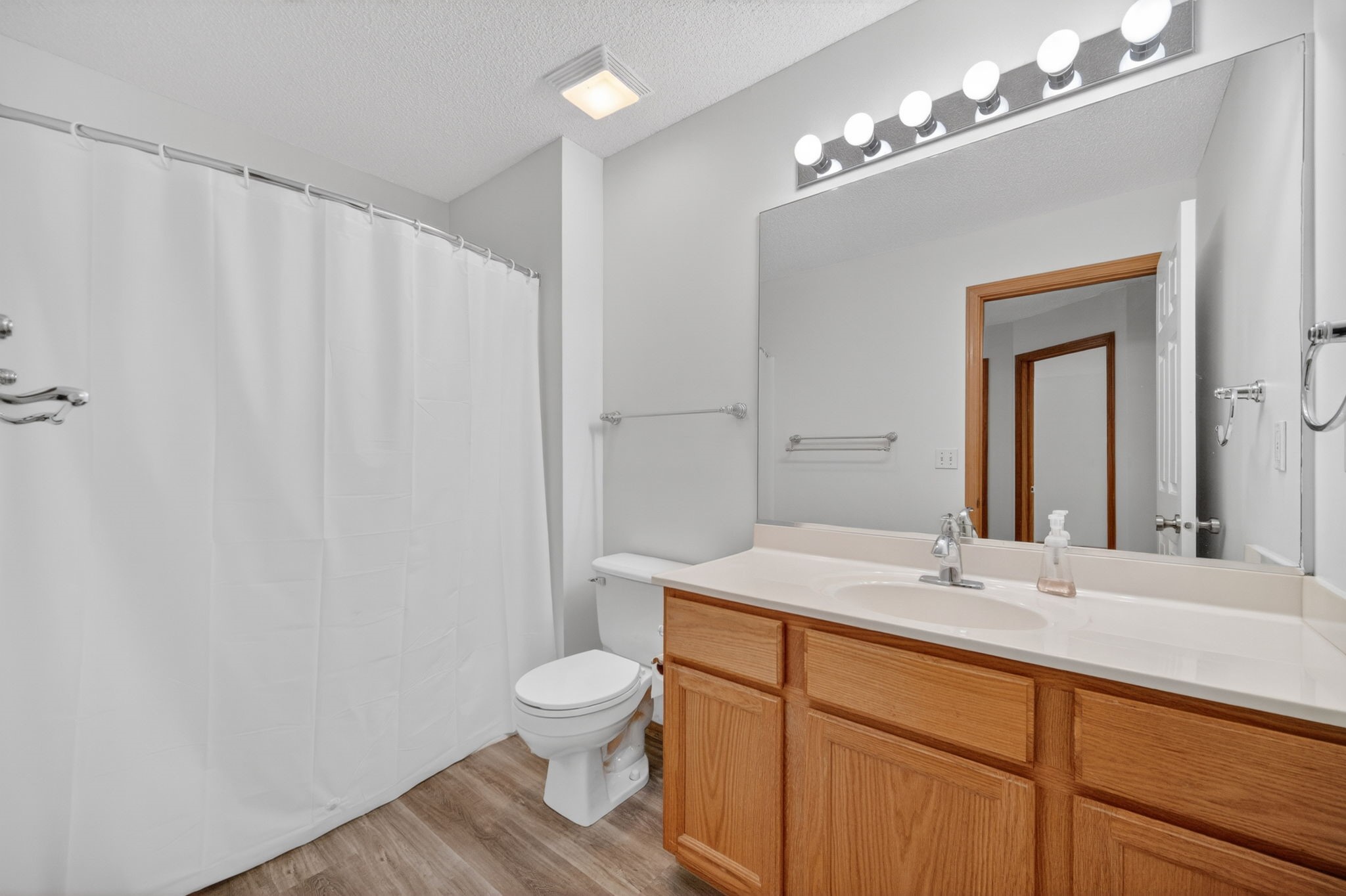 150 S Prairie View Drive 1102 Property Photo 25