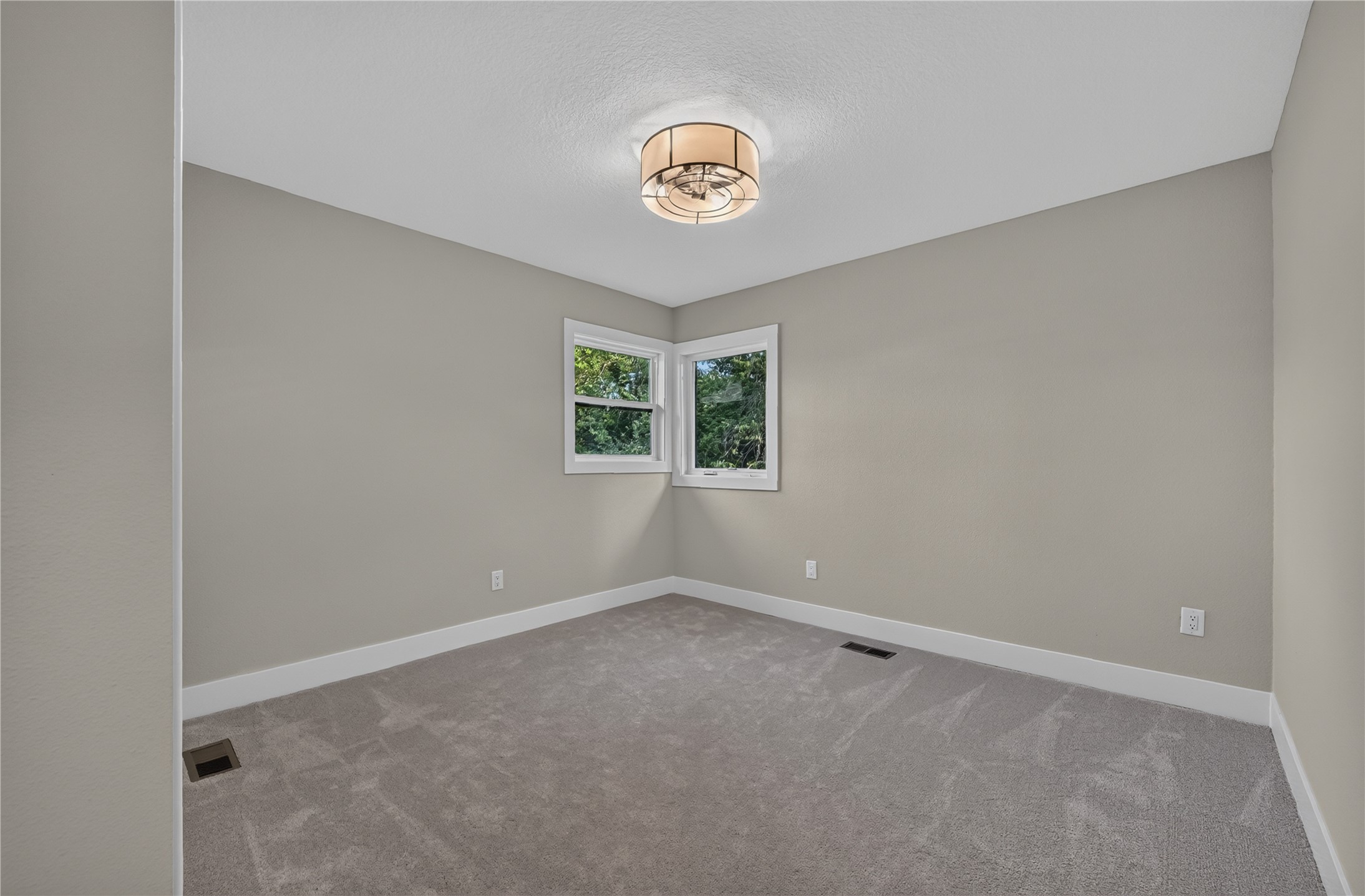 33944 Overton Circle Property Photo 24