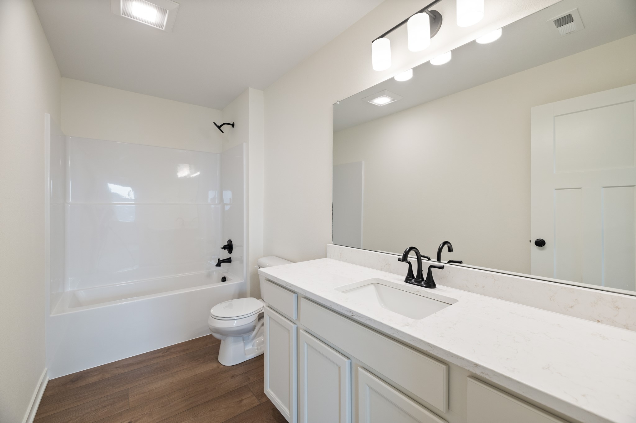 1470 Cedar Street Property Photo 20
