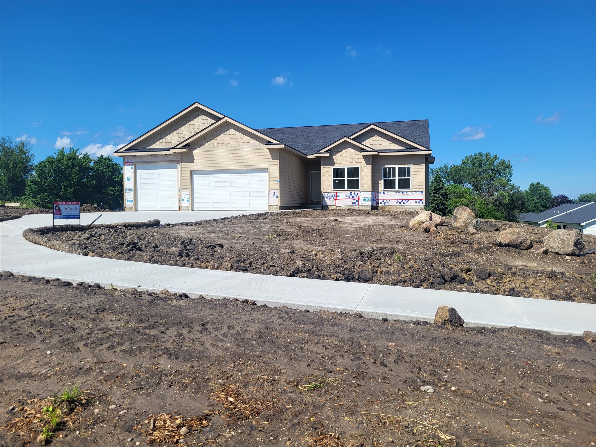 197 E Bridge Circle Property Photo 1