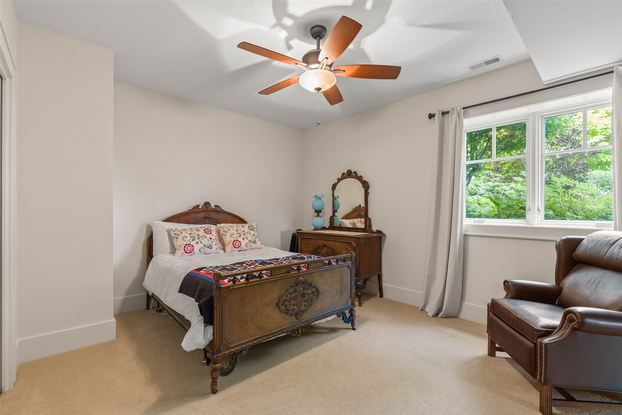 2190 140th Street Property Photo 28