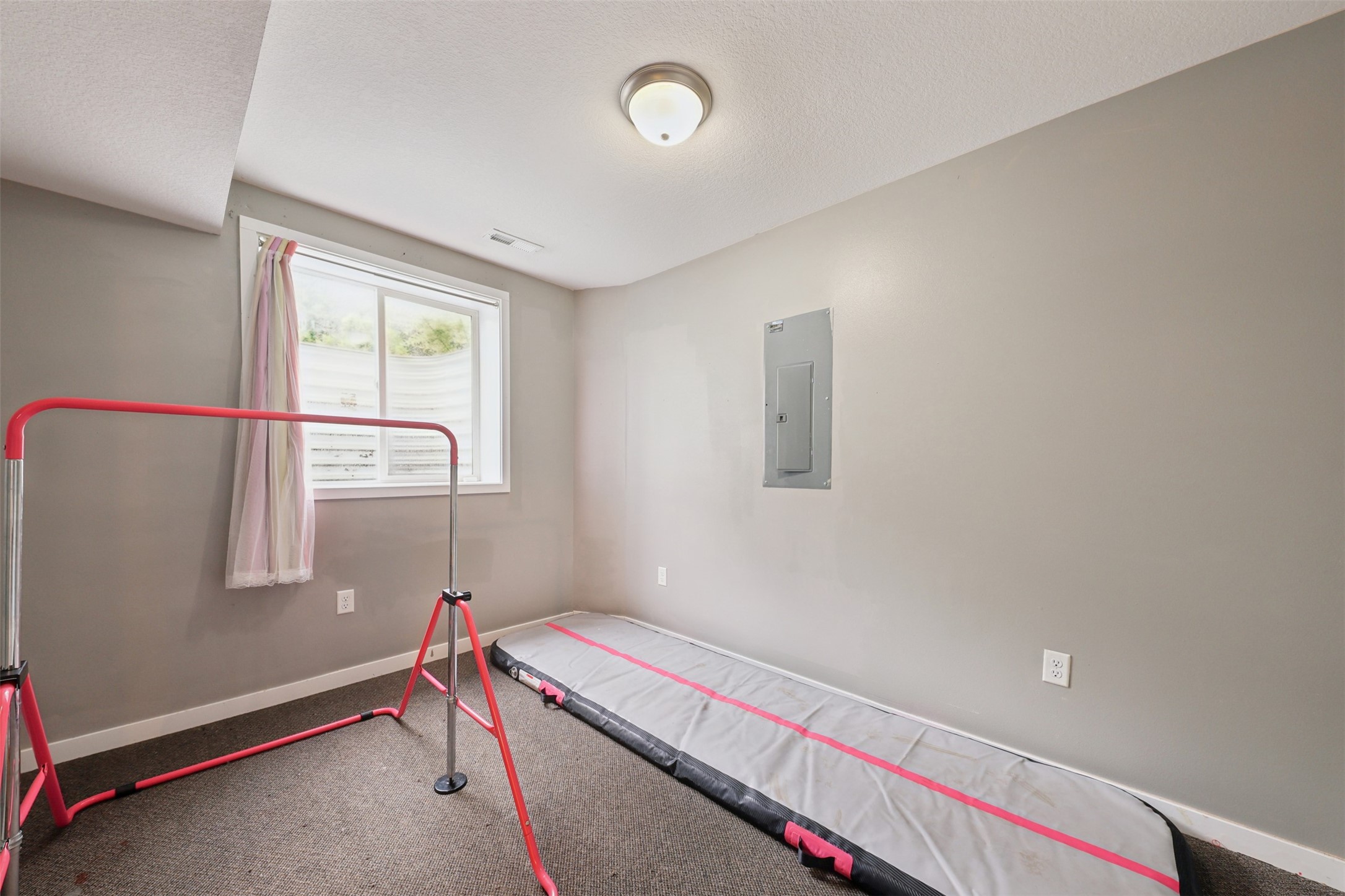 1269 Stewart Street Property Photo 18