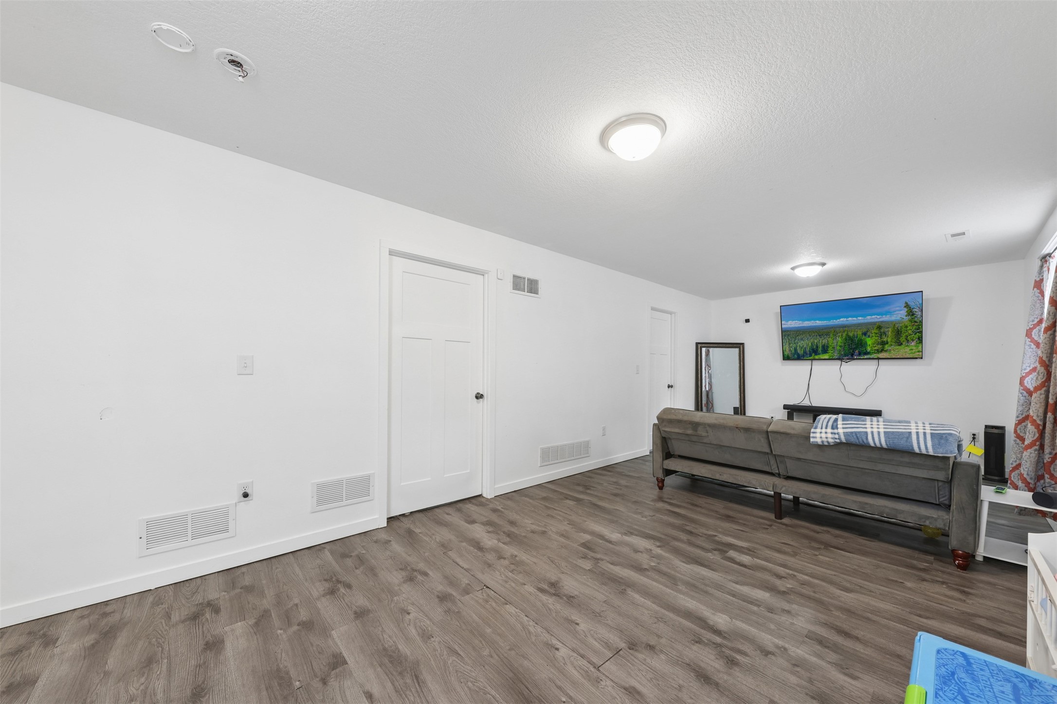 1269 Stewart Street Property Photo 23